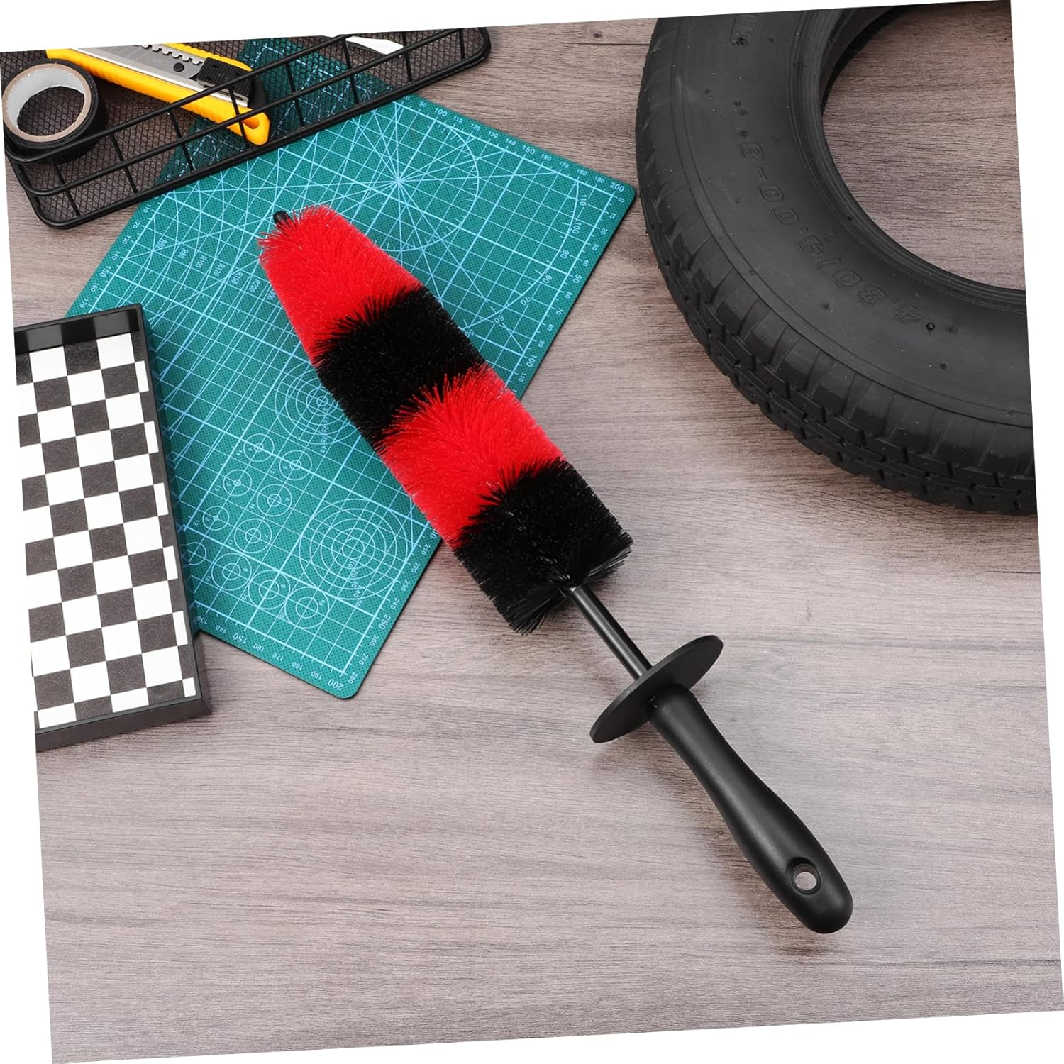 HOLIDYOYO Car Wheel Cleaning Brush Small Size Hub Cleaning Brush for Vehicle Detailing Car Wash Kit with Handle for Automotive Rim and Tire Care image number 5