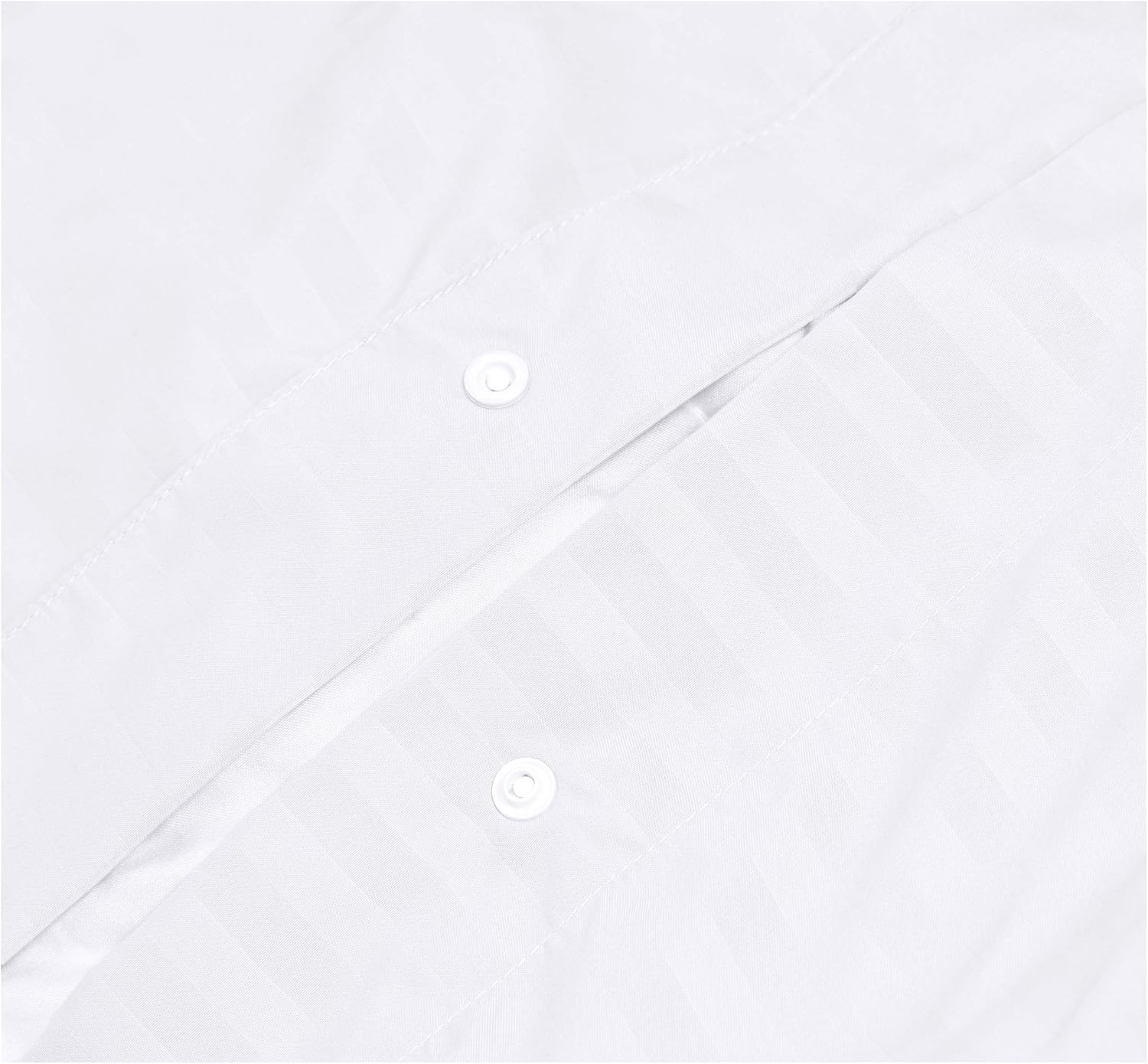 Amazon Basics Microfiber 3 Piece Duvet Cover Set, Full/Queen, Bright White, Striped image number 4