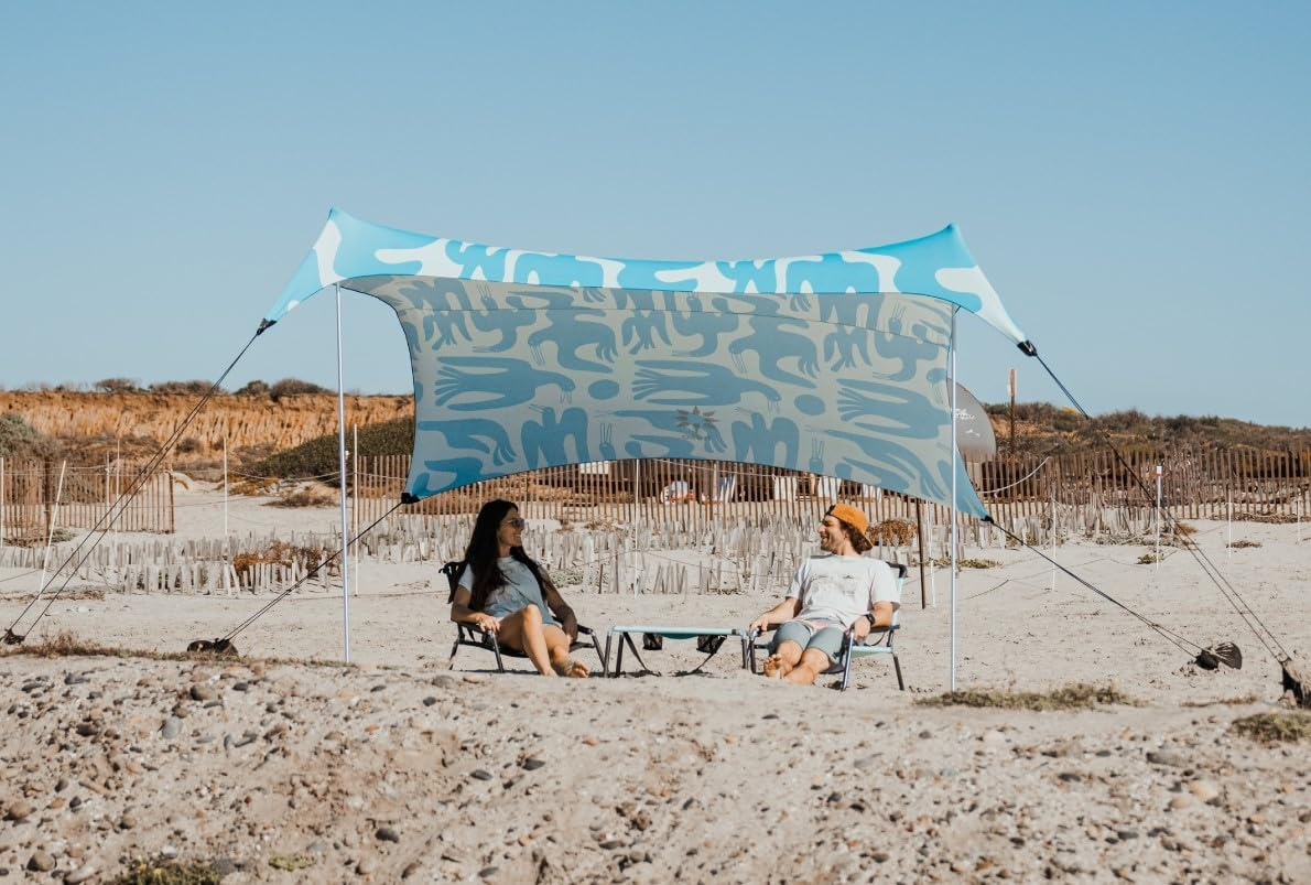 Neso Tents Grande Beach Tent, 2.1 M(7Ft) Tall, 2.8M(9Ft) X 2.8M(9Ft), Reinforced Corners and Cooler Pocket