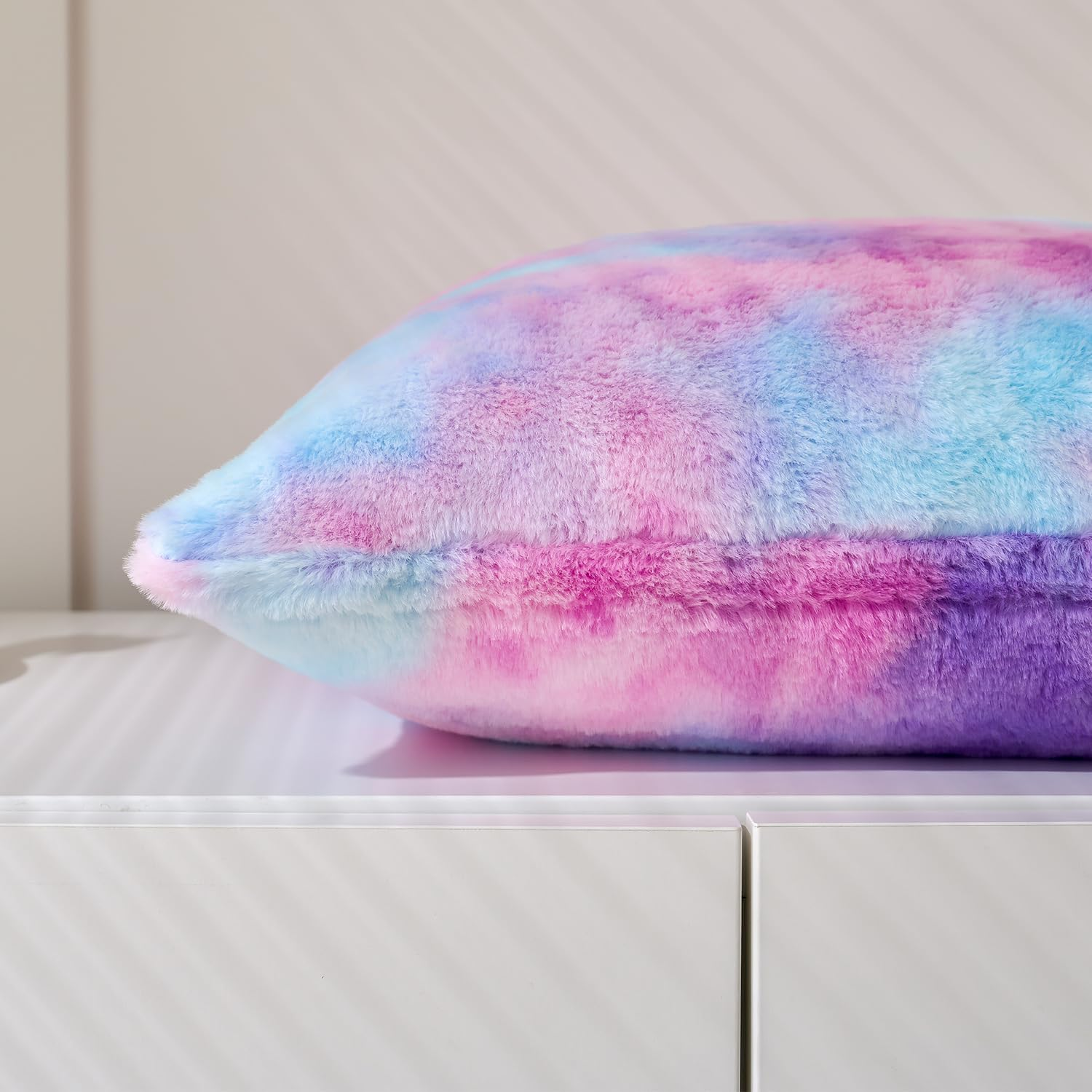 Soft Plush Throw Pillow Covers Pack of 2, Decorative Tie Dye Colorful Cushion Covers Luxury Fluffy Faux Fur Square 45X45Cm Pillowcase for Home Sofa Bedroom Living Room Couch Hotel Balcony Office Decor image number 4