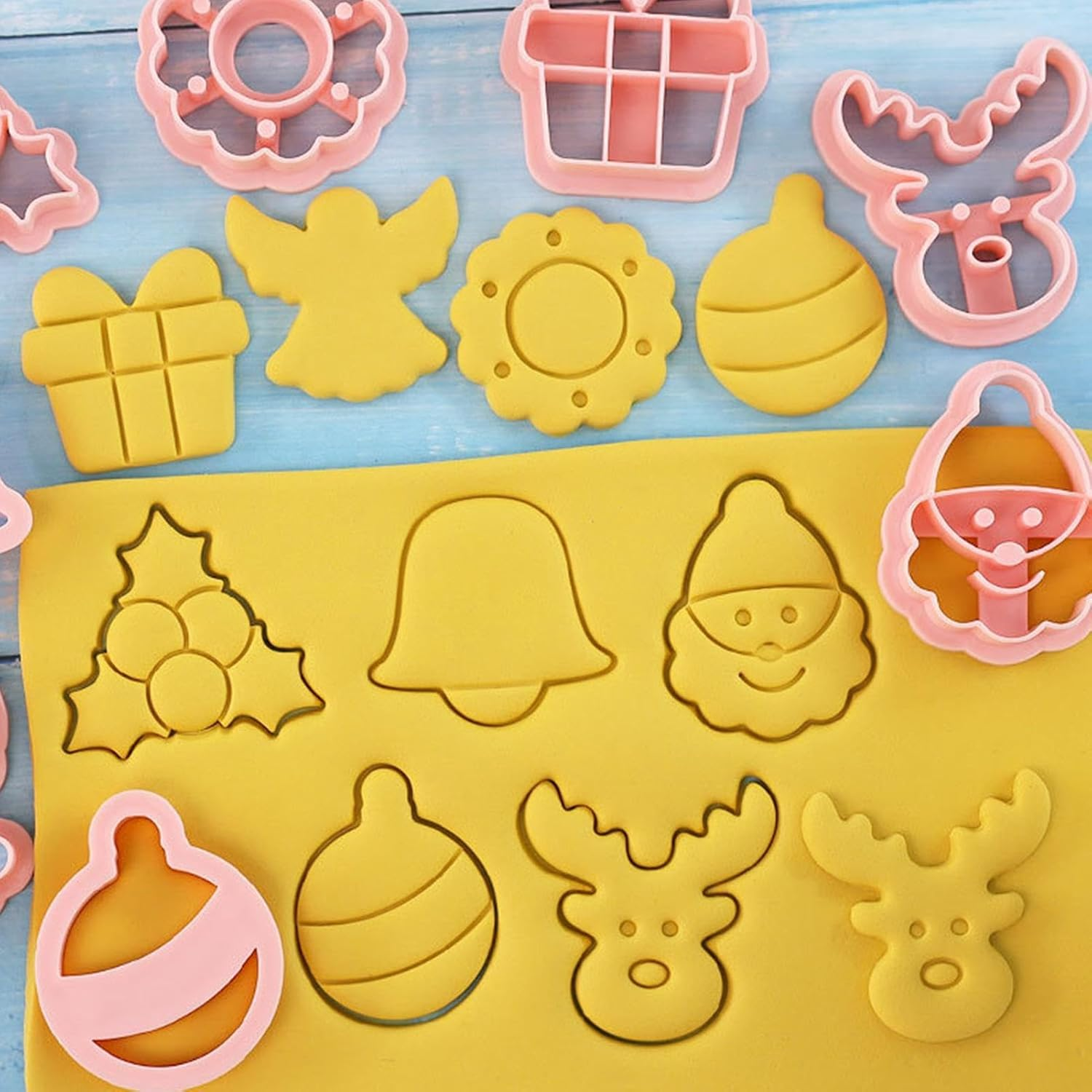 Christmas Cookie Cutters Set | 8X Holiday Cutters for Baking | Cookie Mould Cookie Cutter Shapes Festive Cookie Mould Set Kitchen Tools for Home Baking image number 3