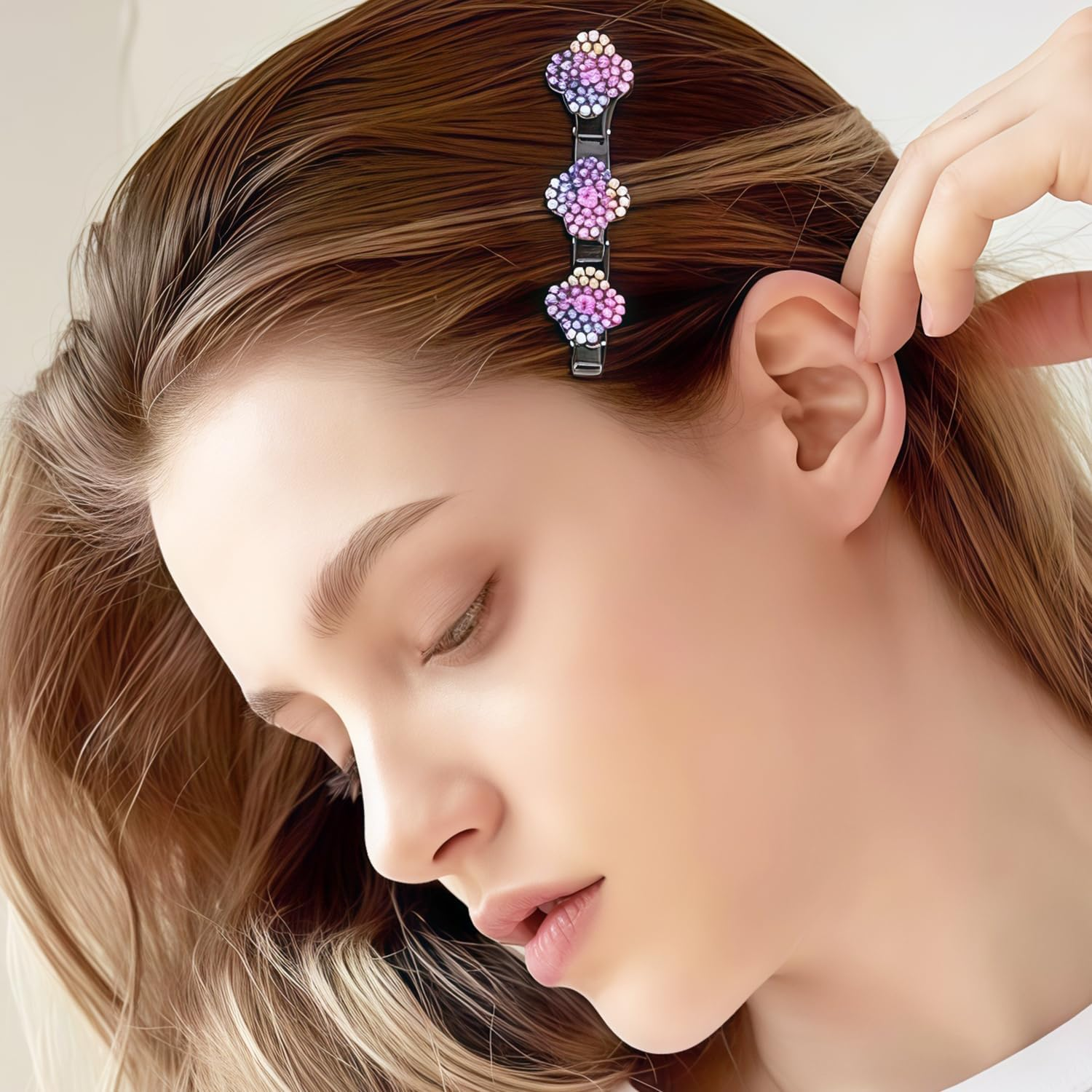 Pack of 4 Five Leaf Clover Hair Clips, Hair Clips, Flowers, Crystal Hair Accessories, Women Braided Hair Clip, Girls, Create a Variety of Stylish Hairstyles image number 6