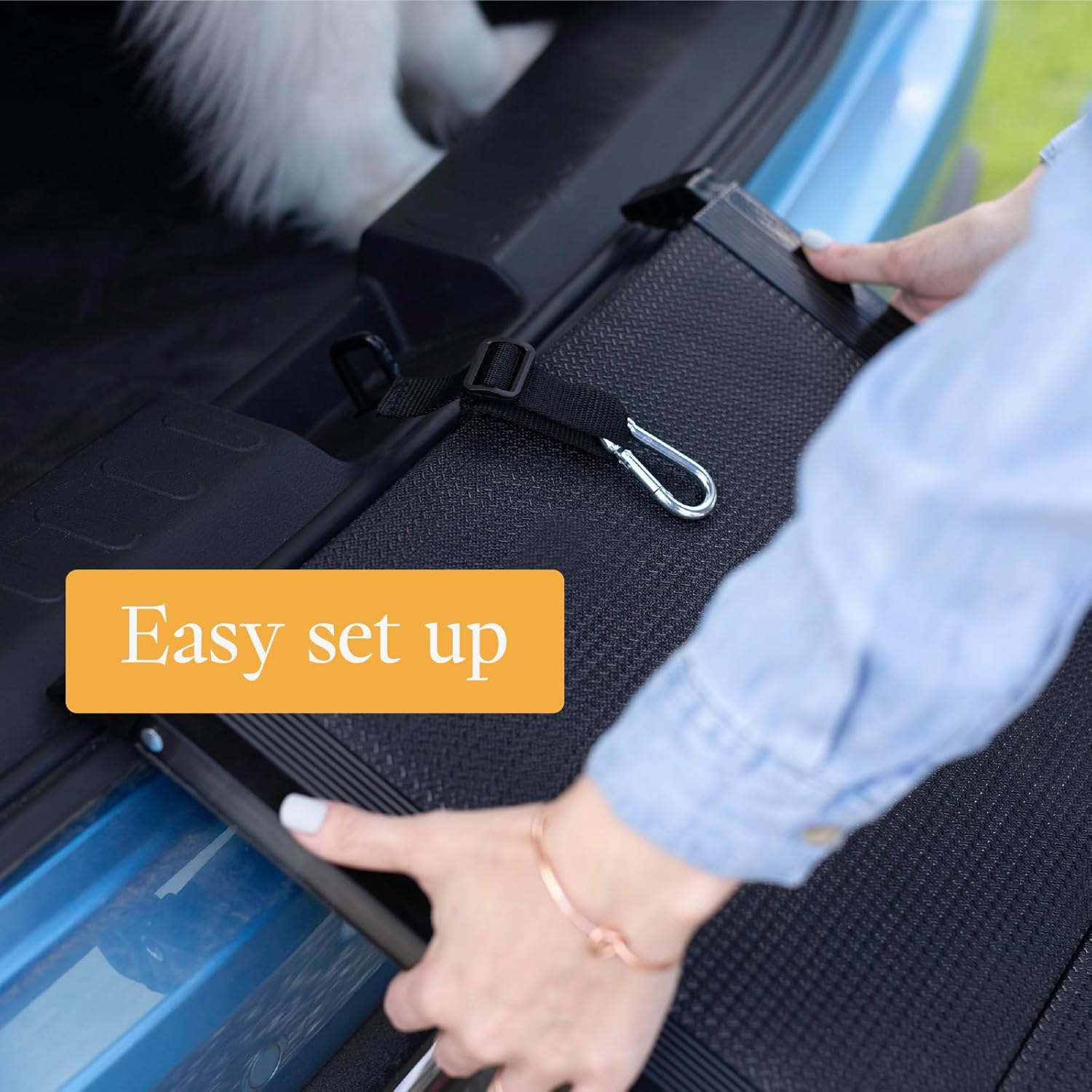 Hakuna Pets Aluminium Pet Ramp, for Pets up to 70Kg, Foldable and Portable, Non-Slip Surface, Black image number 5