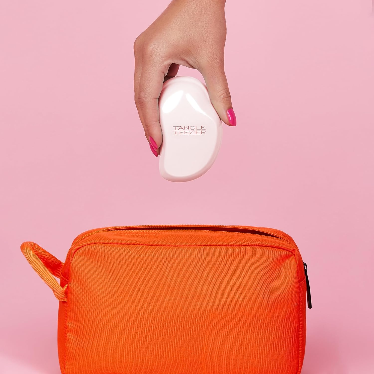 Tangle Teezer Original Soft Hair Brush, No Pull - Cares for Fine Hair - Anti-Breakage Comb for Girl - Pink image number 4