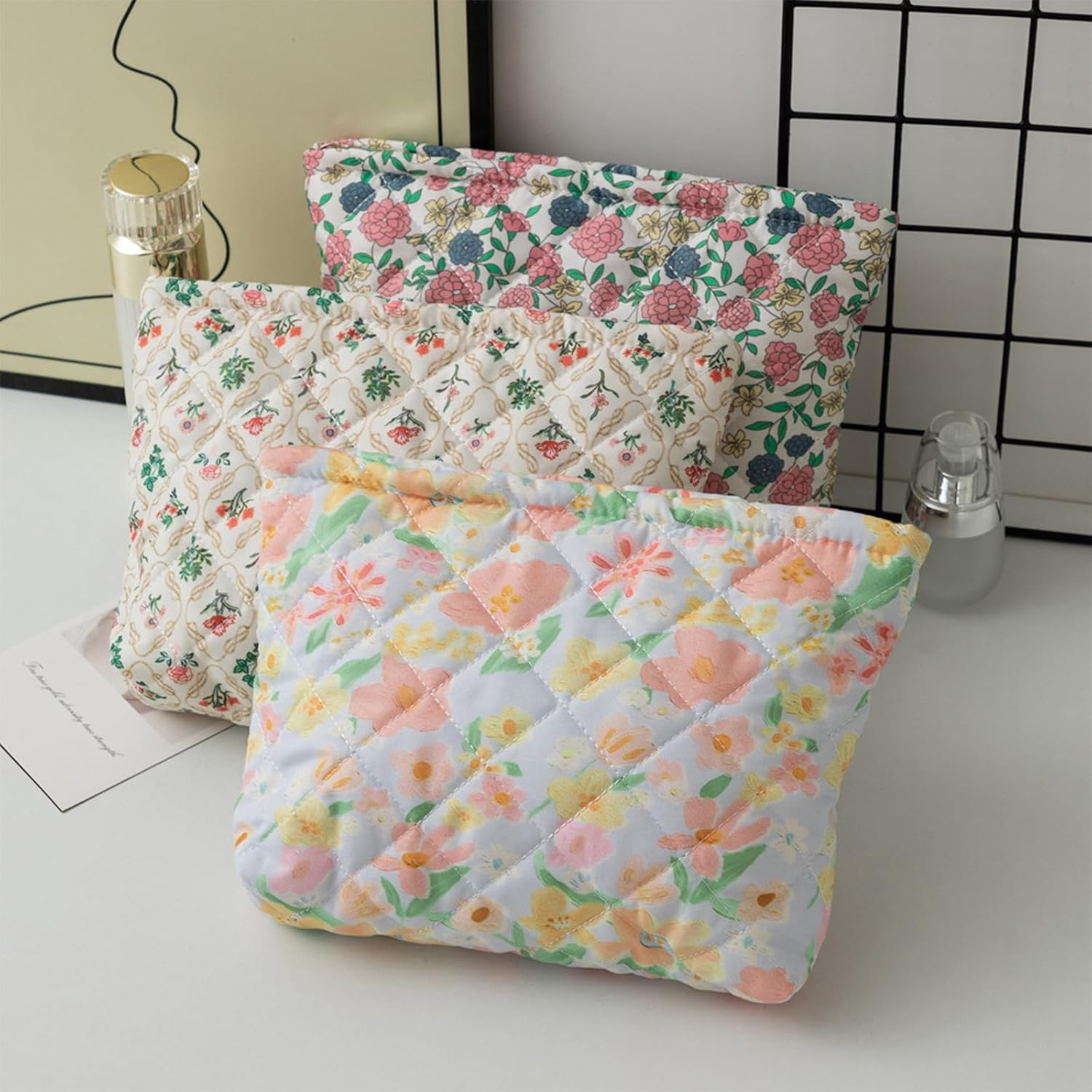Quilted Makeup Bag, Cute Floral Cosmetic Bag for Women, Cotton Make up Bag, Flower Travel Toiletry Bag Organizer Large image number 5