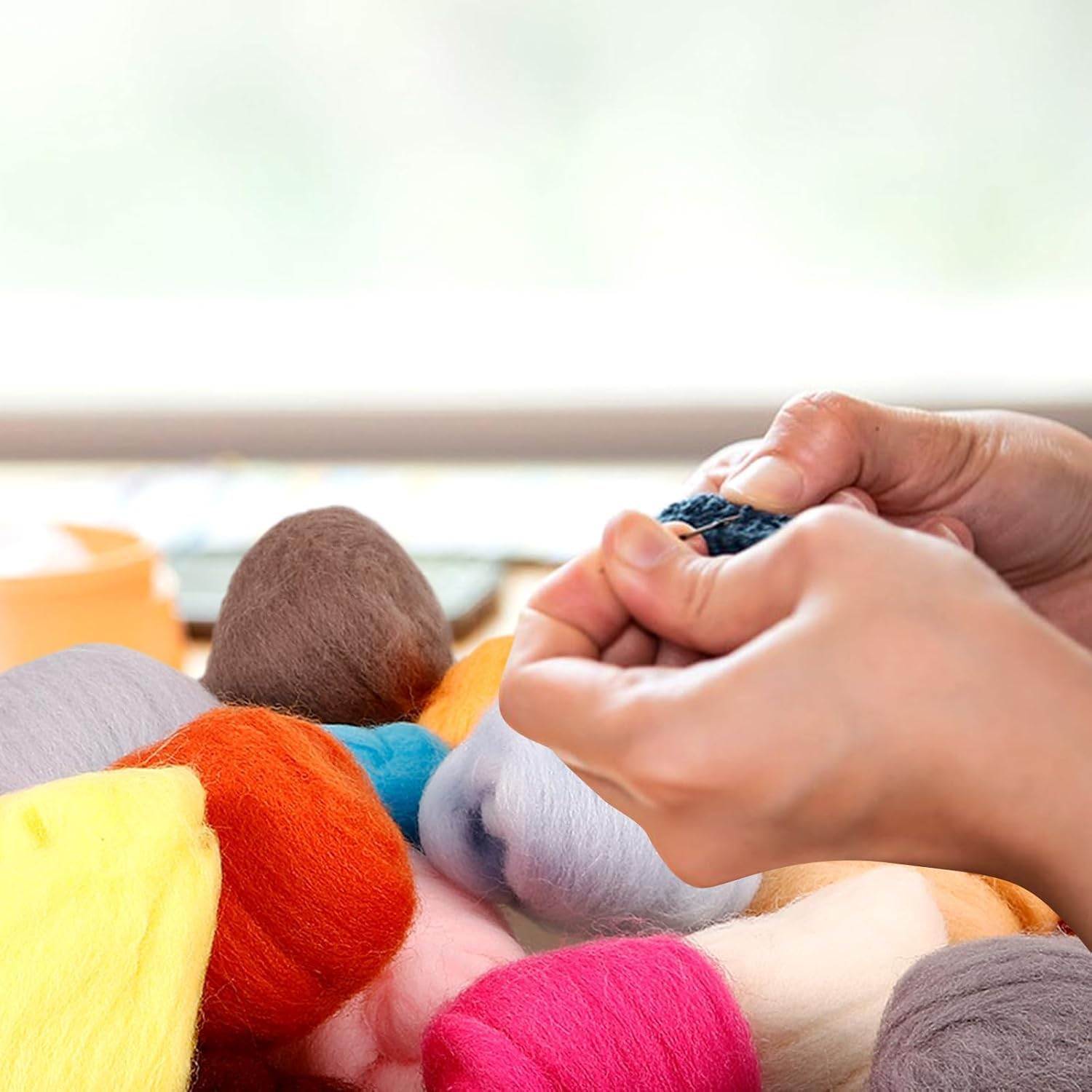 WADY 20 Colors Needle Felting Wool, Fibre Wool Roving Felting Wool Needle Felting Hand Spinnings for Wool Felting Yarn Supplies DIY Craft Materials (20) image number 3