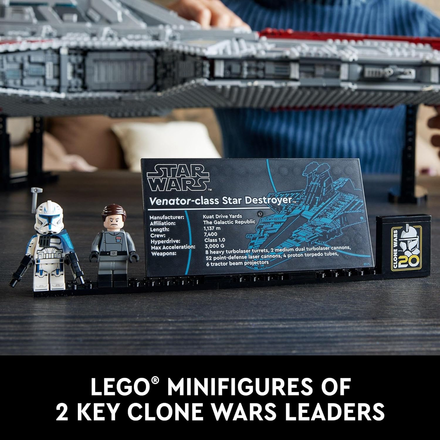 LEGO&reg; Star Wars&trade; Venator-Class Republic Attack Cruiser&trade; (5374 Pcs) Collectible Vehicle Model Kit the Clone Wars UCS Set for Adults with 2 Minifigures Incl. Captain Rex Ultimate Collector Series 75367 image number 6