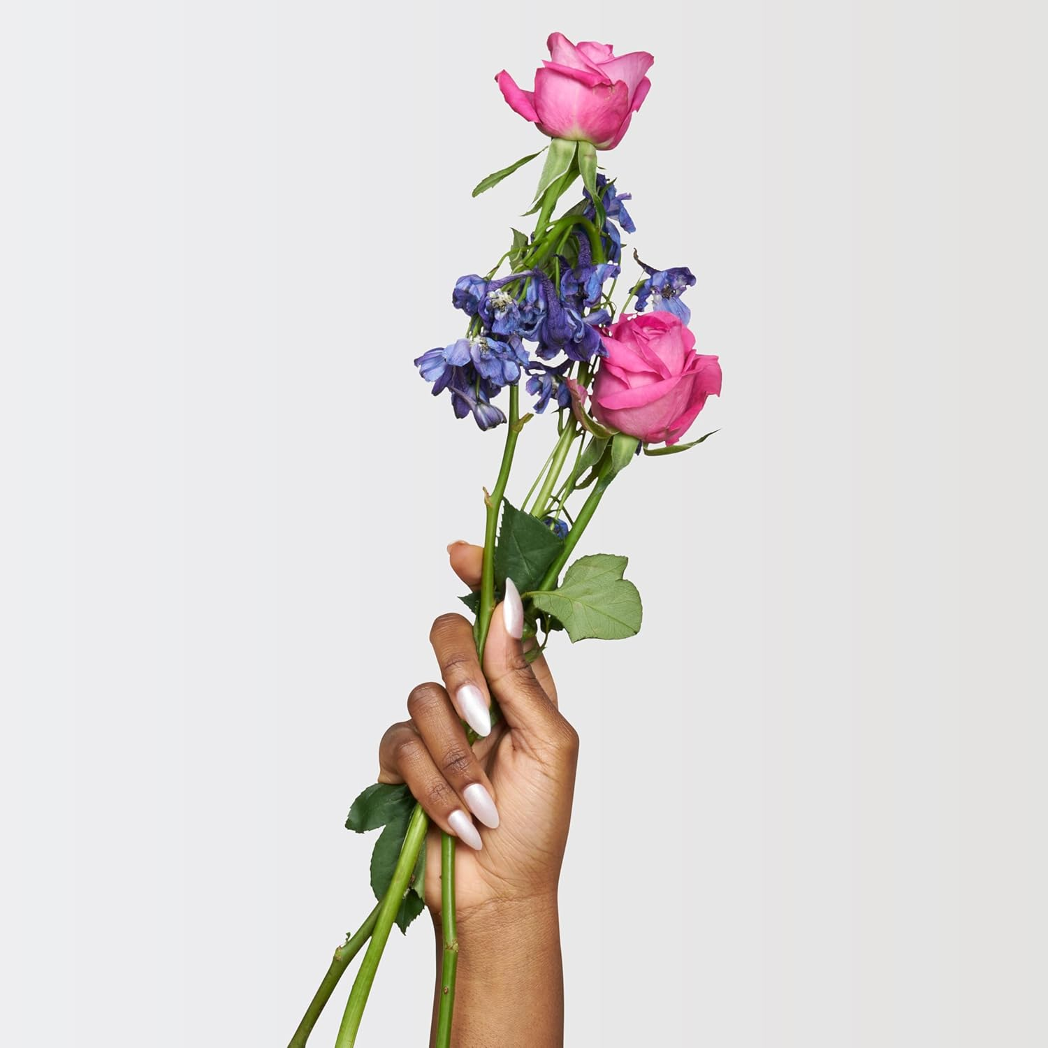 Addison Rae Fragrance Happy - Mood-Boosting Fragrance Gift Set for Women - Lychee and Pink Grapefruit Notes - Eau De Parfum and Body Spray - 2 Pc image number 2