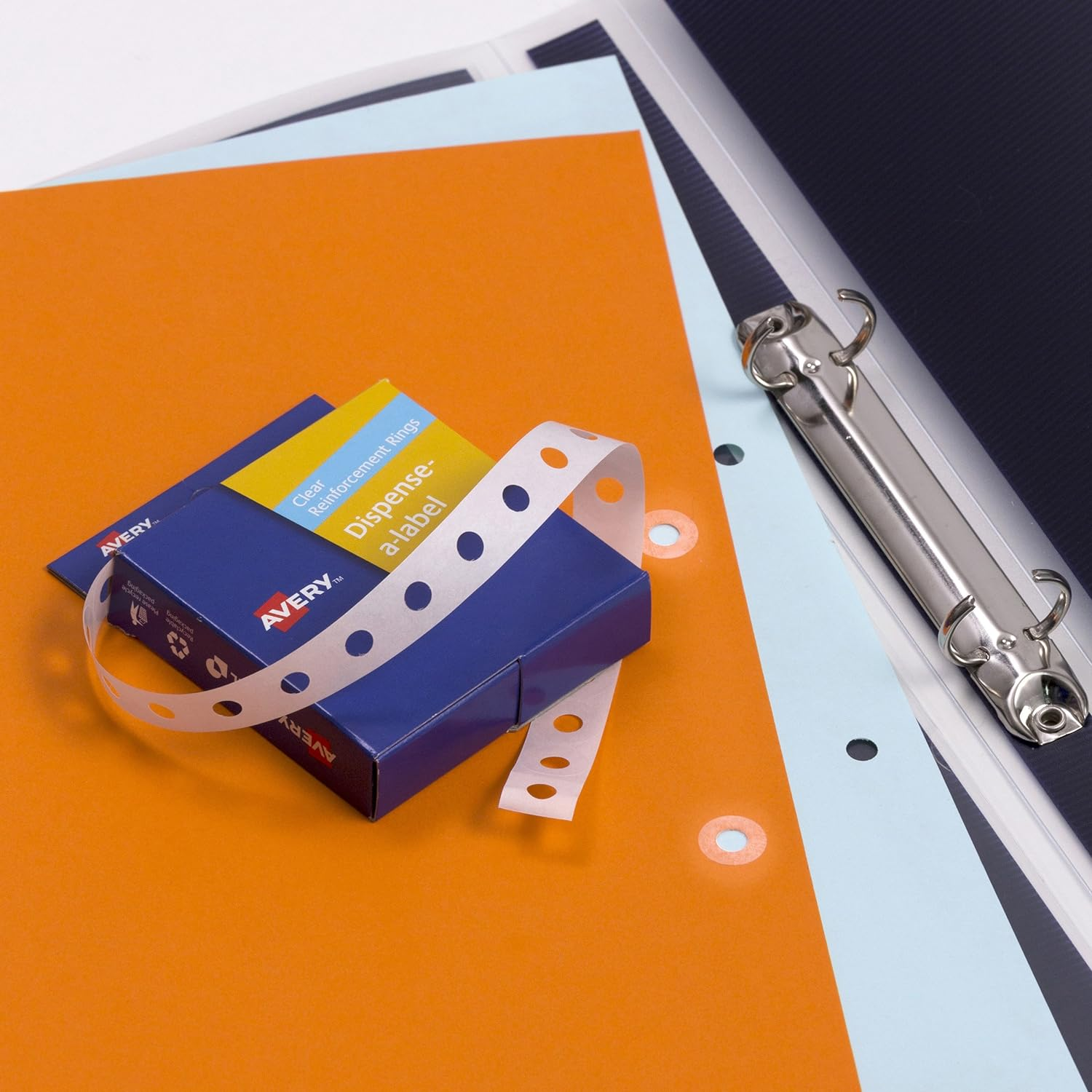 Avery Reinforcement Rings, 13 Mm Diameter, Clear, 500 Labels (934241) image number 4