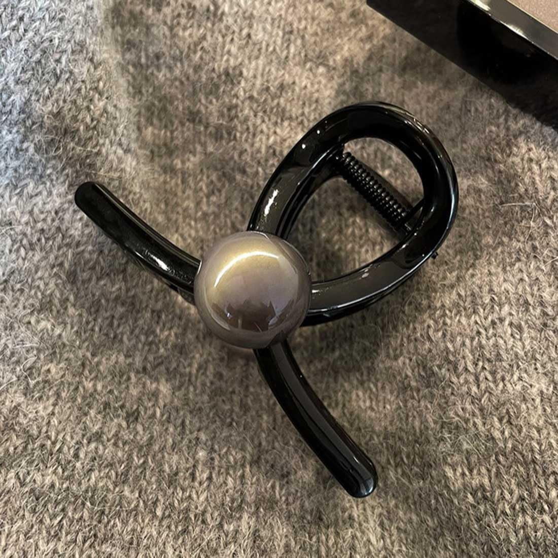 Resweky 2 Beads Brown Hair Clips Cute Hair Clips for Women and Girls (Brown, Small)