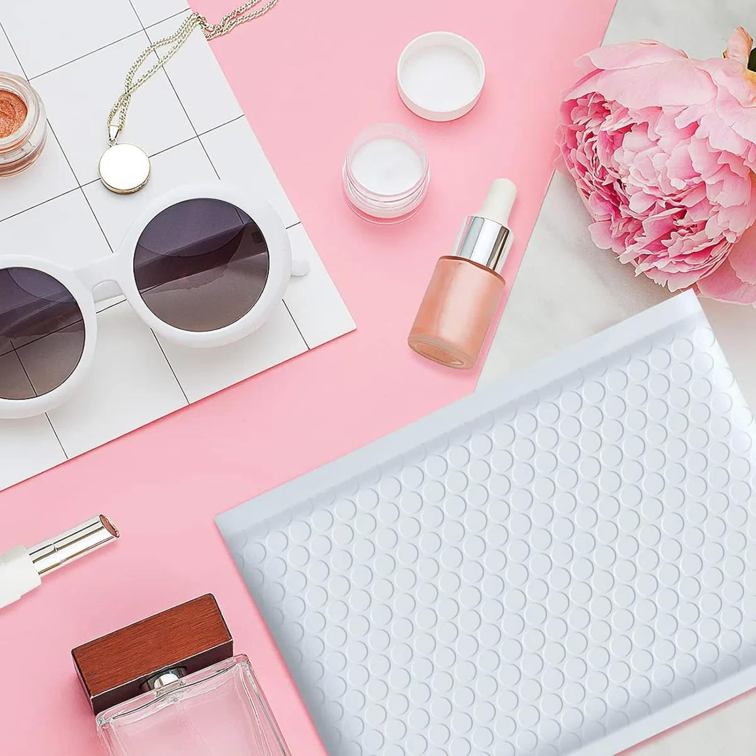 MILIOG Bubble Mailers 5X8 Inch White 25 Pack | Waterproof Padded Envelopes | Self Seal Adhesive, Tear-Resistant | Small Business Mailing Packages for Jewelry, Makeup, Accessories