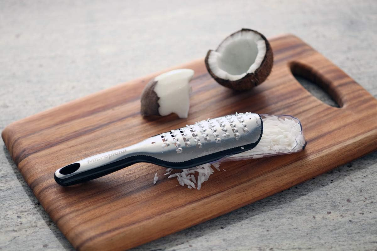 Microplane Elite Series Extra Coarse Grater - 18/8 Stainless Steel Blade, Photo-Etched Blade Technology, Soft-Grip Handle, Non-Slip Base, Dual-Purpose Cover and Measuring Cup - Black - Extra Coarse, Red image number 3