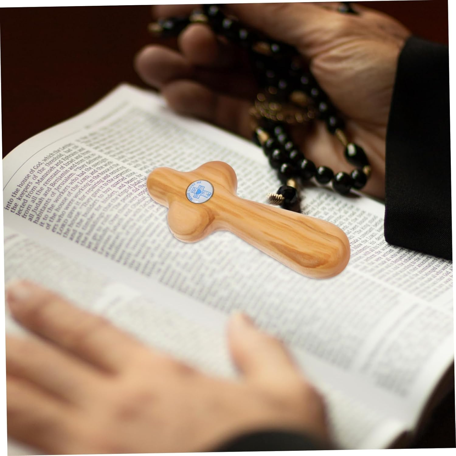 FONDOTIN Handheld Olive Wood Cross Small Portable Crucifix for Baptism Confirmation First Communion Western Cross Craft for Pocket Prayers Unique Present Option image number 5