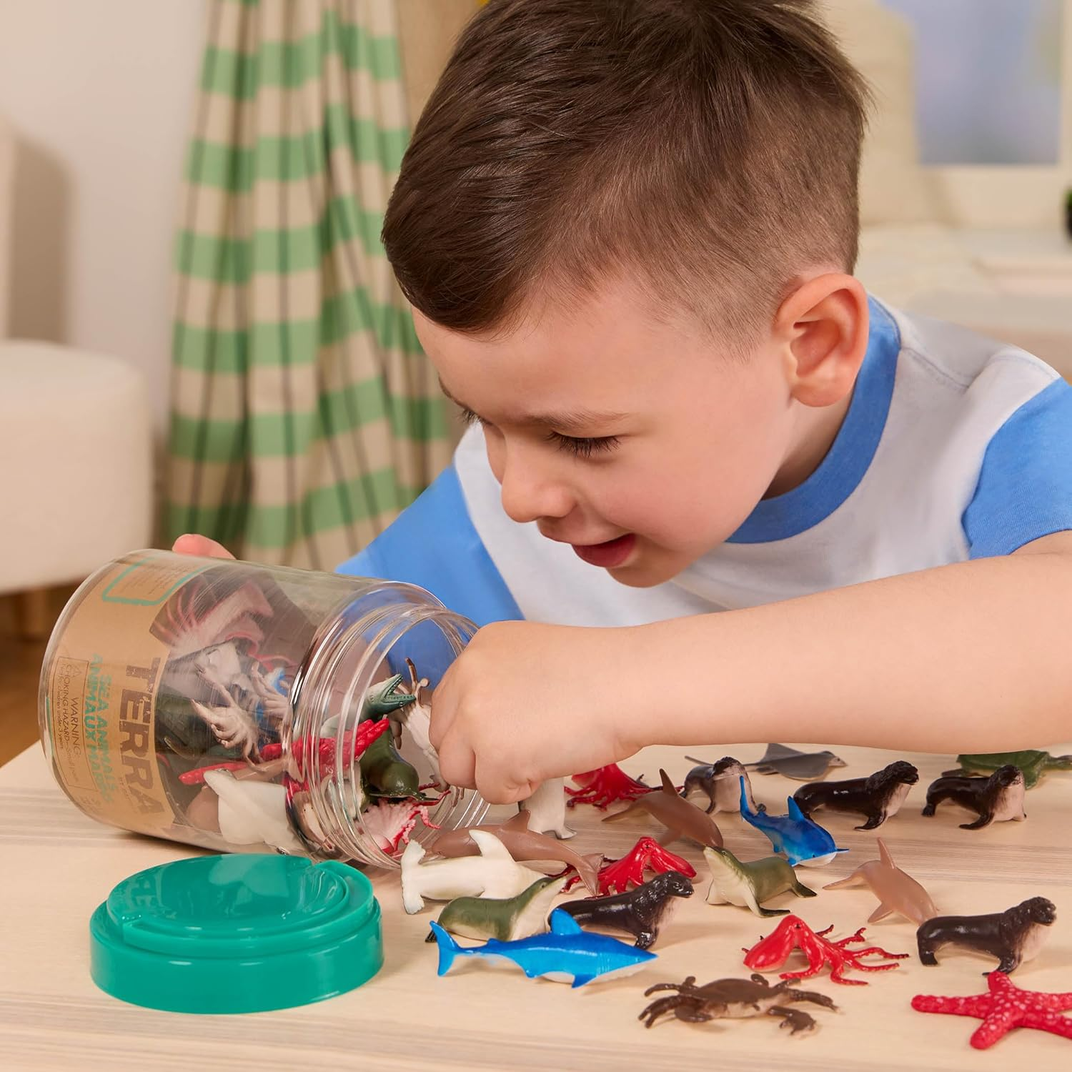 Battat AN6002Z Terra Sea Animals in Tube Action Figure Set,3.5"