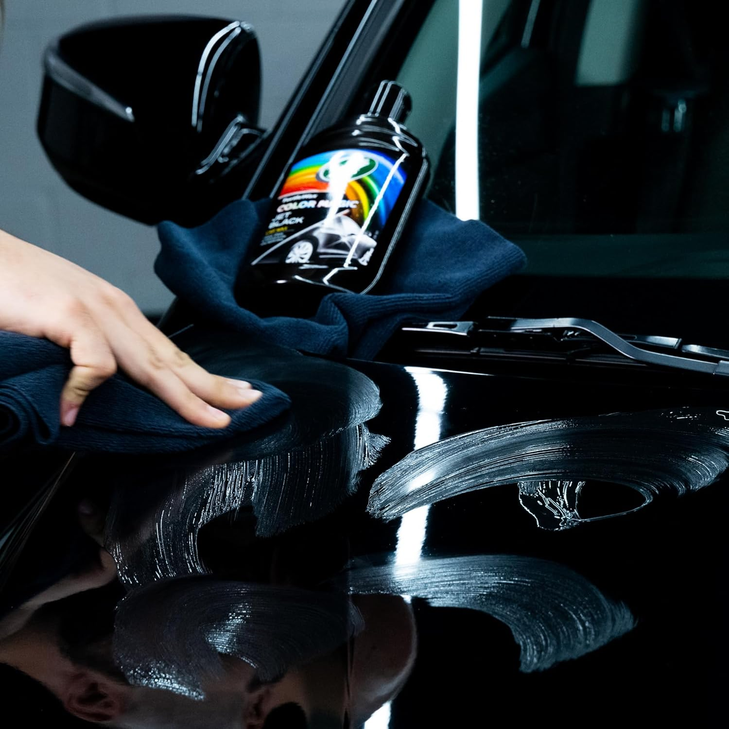 Turtle Wax Color Magic Wax, Black, 500Ml