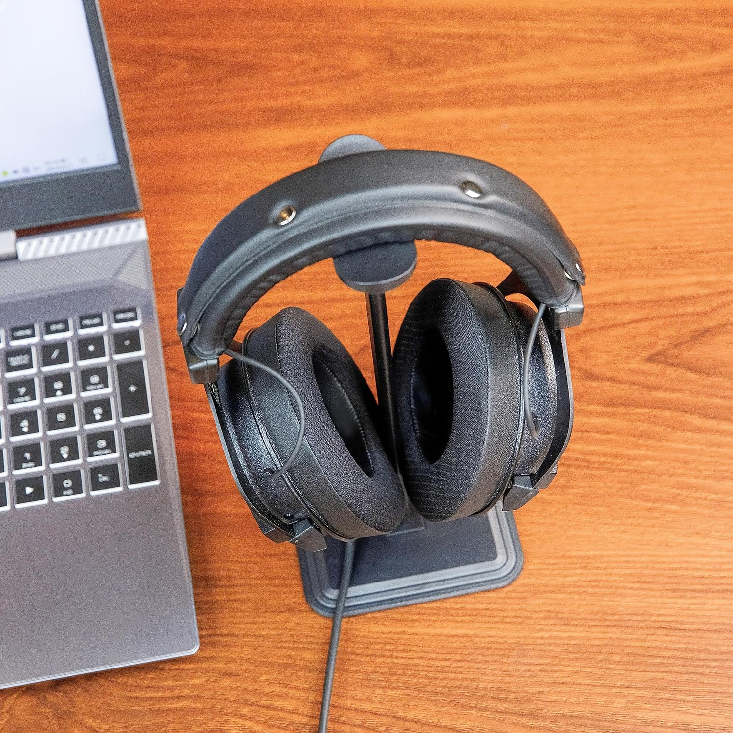 WC Freeze DT770 - Cooling Gel Ear Pads for Beyerdynamic DT770, DT990, DT880, MMX300, DT1770, DT1990 Headphones | Sport Fabric Exterior, Noise Isolation, Enhanced Foam, Cooler for Longer | Black image number 2