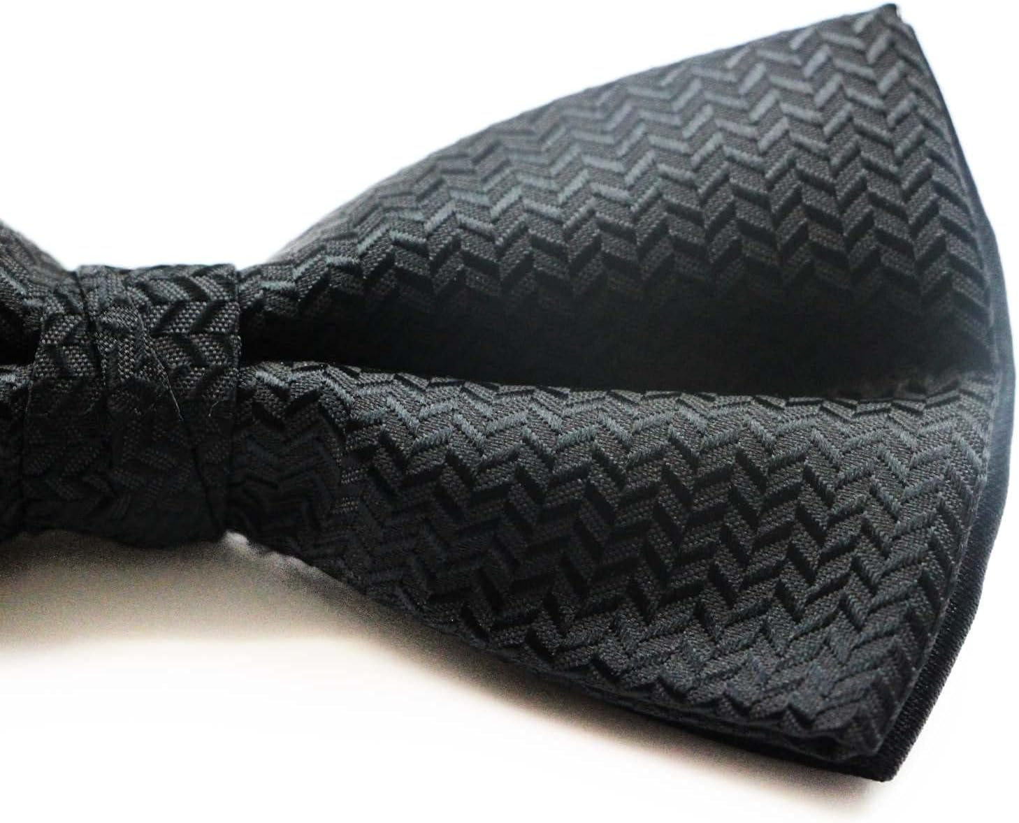 Mens Black Zig Zag Patterned Bow Tie image number 1