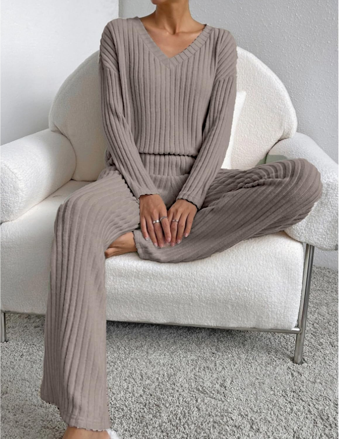 Women Suit 2 Pieces Tracksuit Long Sleeve V Neck Jersey Comfortable Straight Pants Casual Suit Fall Winter image number 5