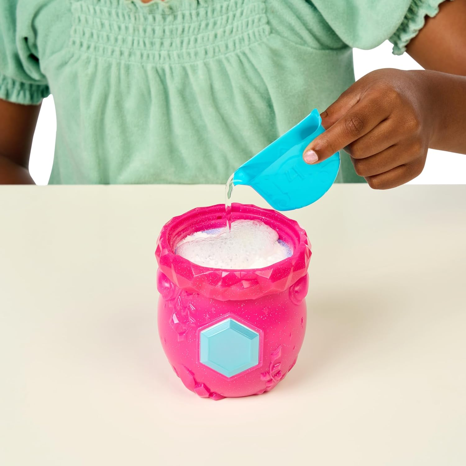 Magic Mixies Mixlings Fizz and Reveal Series 3 Collector&rsquo;S Cauldron (2 Pack) image number 6