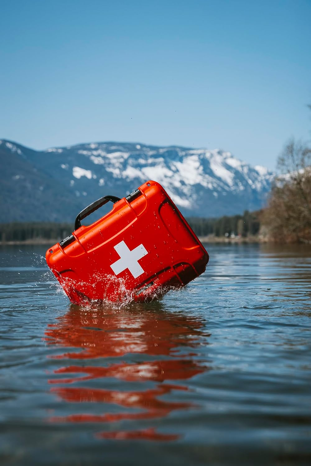 NANUK 910 Waterproof First Aid Box Empty &ndash; Durable, Medical First Aid Organizer Case, Ip67-Rated, Dustproof, Impact-Resistant, and Floats (7.4" X 4.9" X 3.1") &ndash; Red image number 4