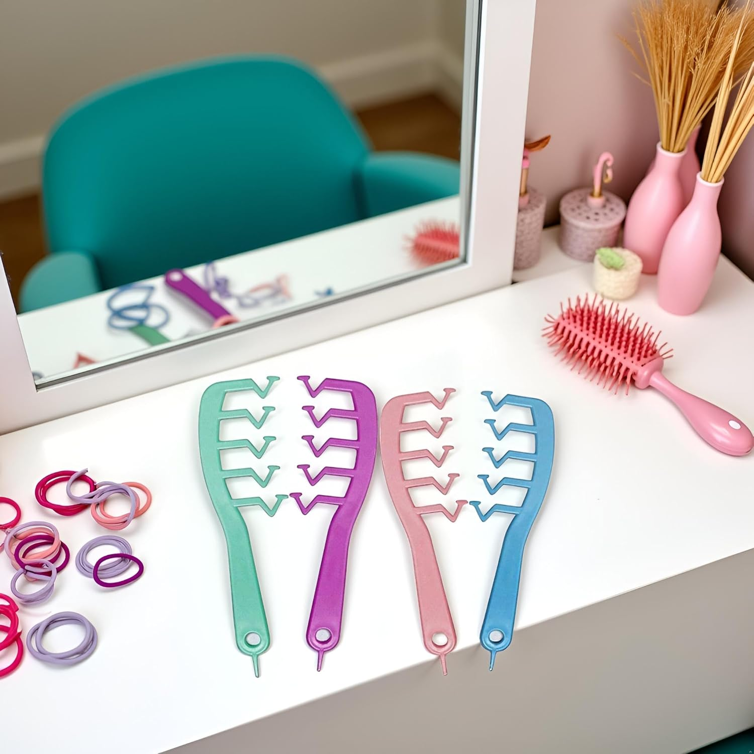 Z-Shaped Wide Tooth Comb for Detangling and Styling Curly Hair - Large Hairdressing Tool with Puff Bangs Design for Girls, Home, and Salon Use image number 5