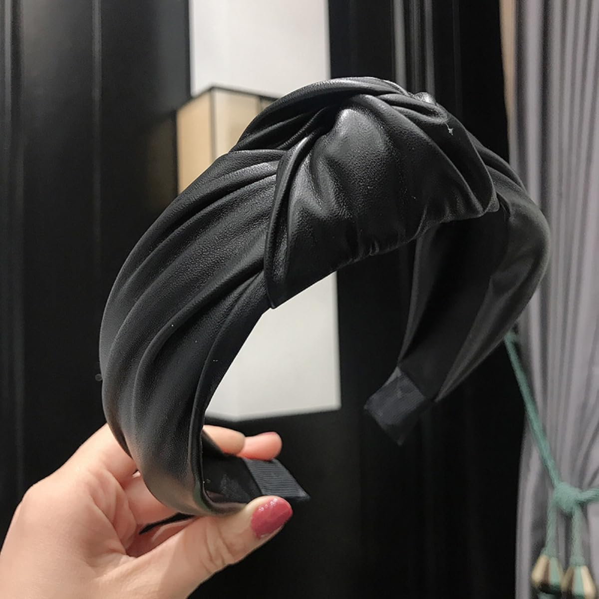 Faux Leather Headband with Knots, Women'S Knotted Wide Headband Headdress Hair Bands Hair Accessories for Women Girls for Daily Wear, Black