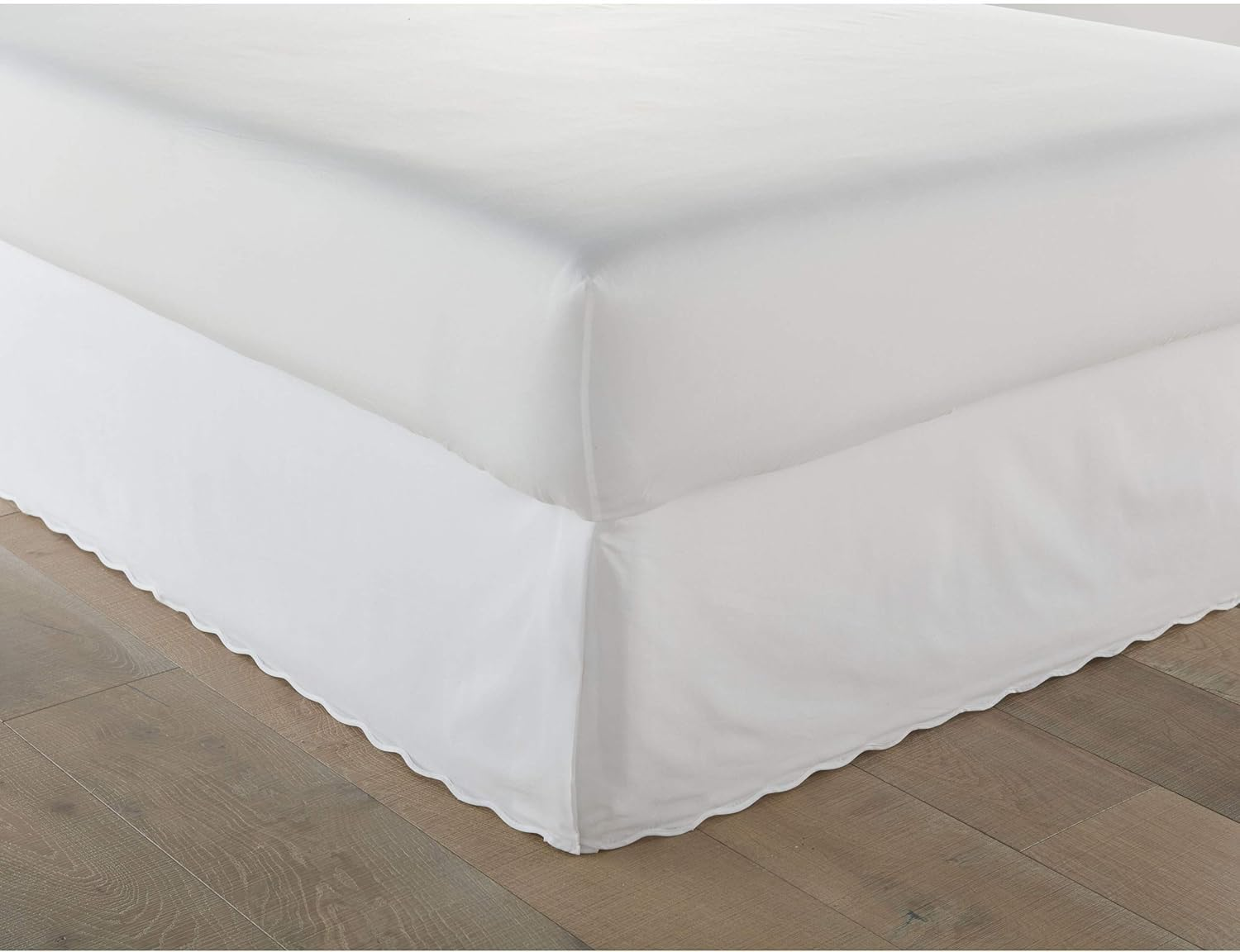 Stone Cottage - Queen Bedskirt, Cotton Tailored Bedskirt with Split Corners, Simple Stylish Home Decor (Solid White, Queen)