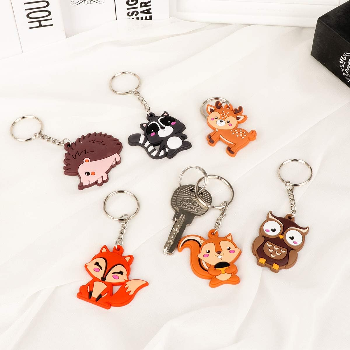 Imagitek 24 Pack Woodland Animal Keychains for Woodland Party Supplies Favors, Kids Party Bag Fillers, School Carnival Rewards image number 2