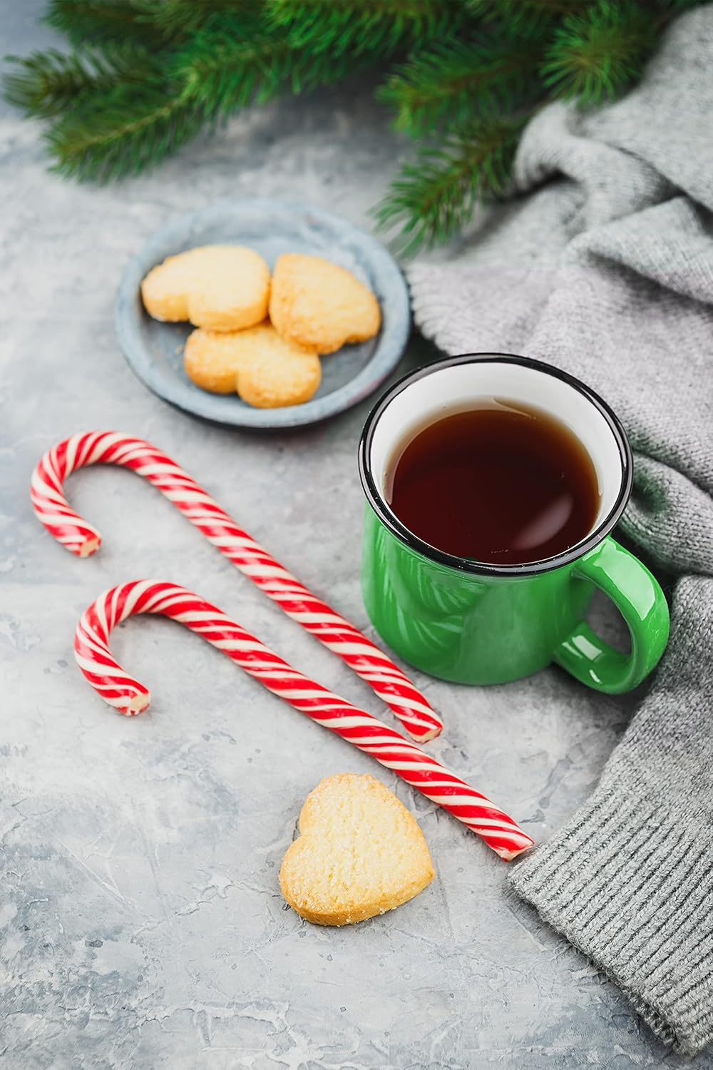 English Tea Shop - Book Style Green- Advent Calendar - 25 Pyramid Tea Bags, 50G image number 4