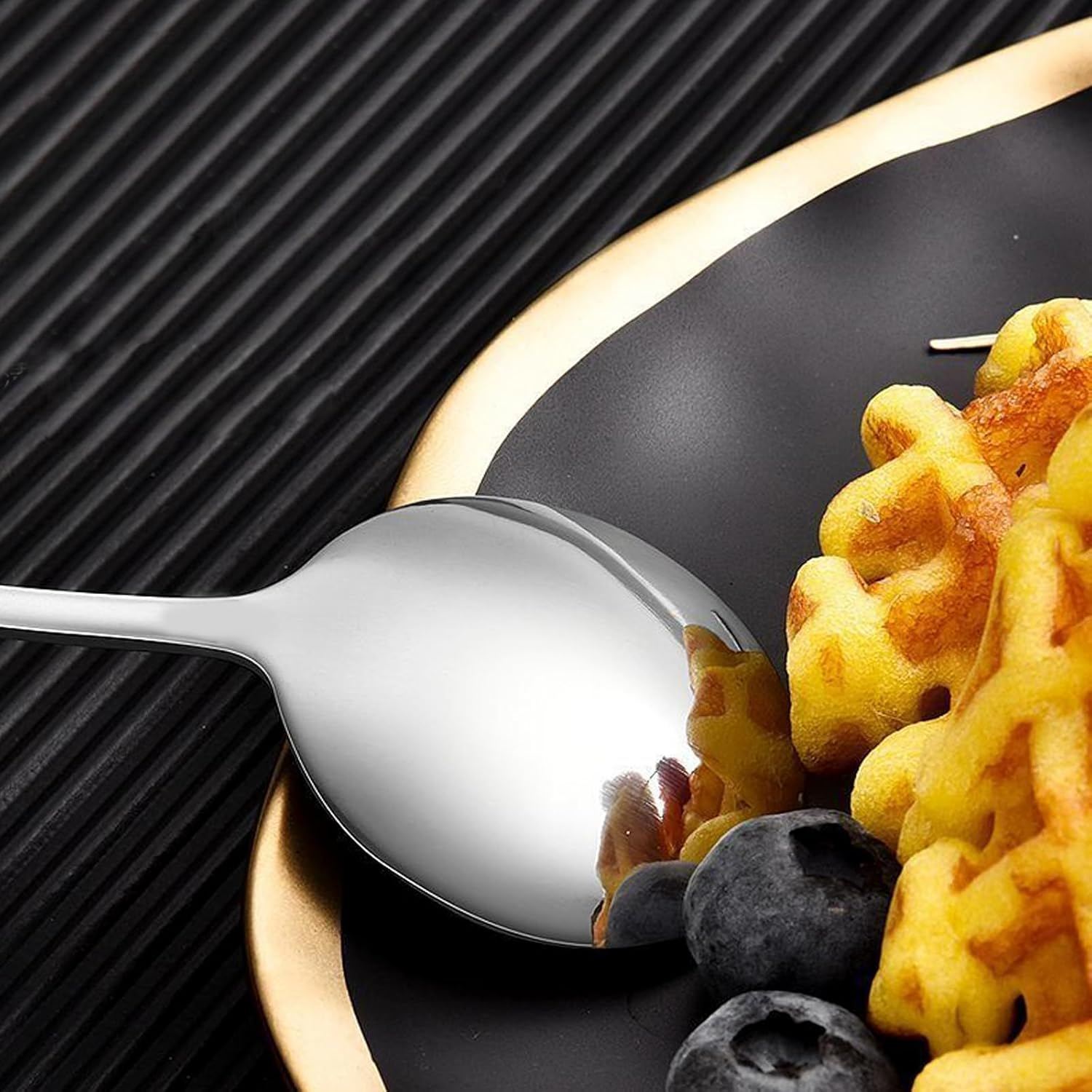 VANRA Soup Spoons Long Handle for Eating 8.5 Inch Korean Soup Spoons Set of 6 Silverware 18/8 Stainless Steel round Spoons for Soup Cutlery Set image number 4