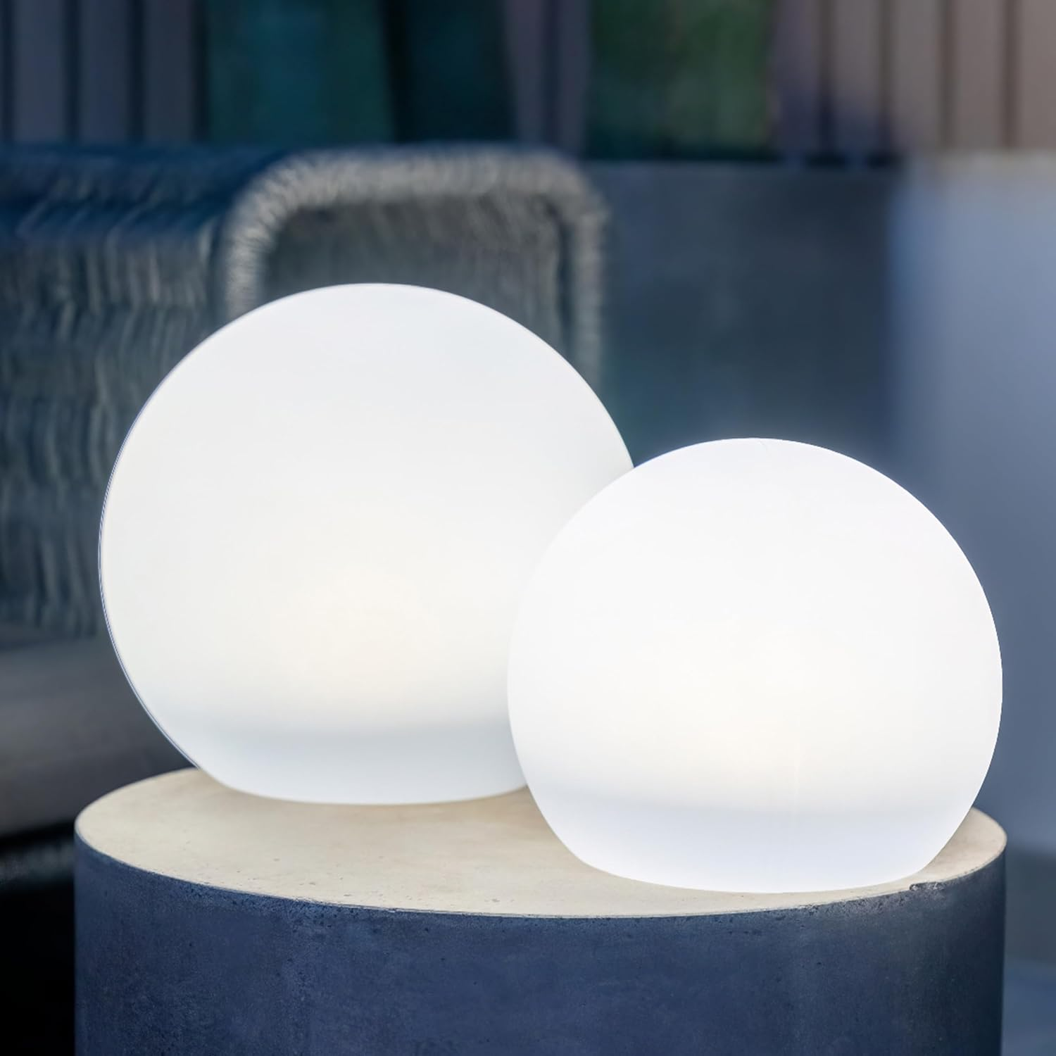 Hoselink Solar Sphere Light | Multi-Colour Settings | Oracle (25Cm) image number 1