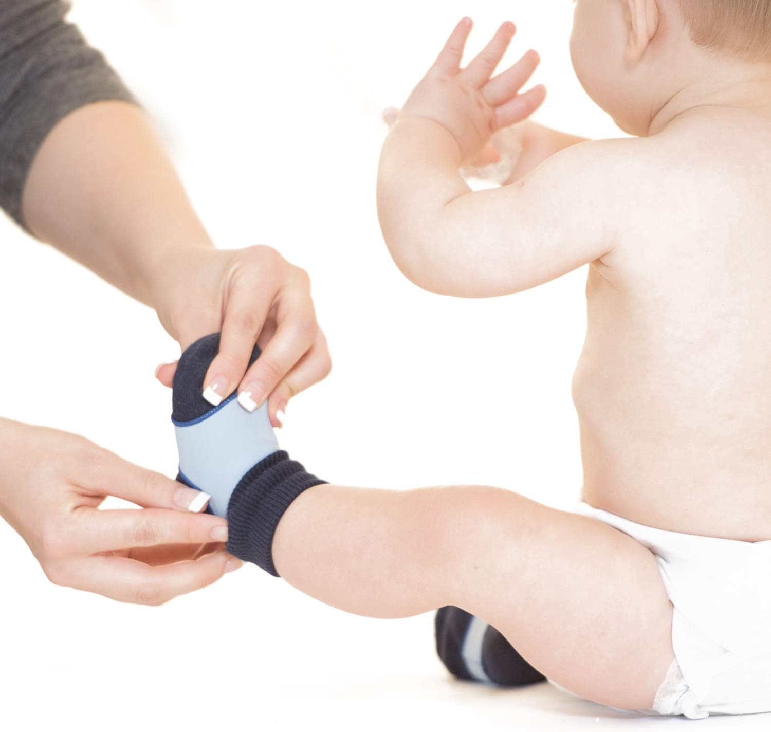 Baby Sock Holder - Amazing Value Pack - Always Put on Baby Socks! image number 4