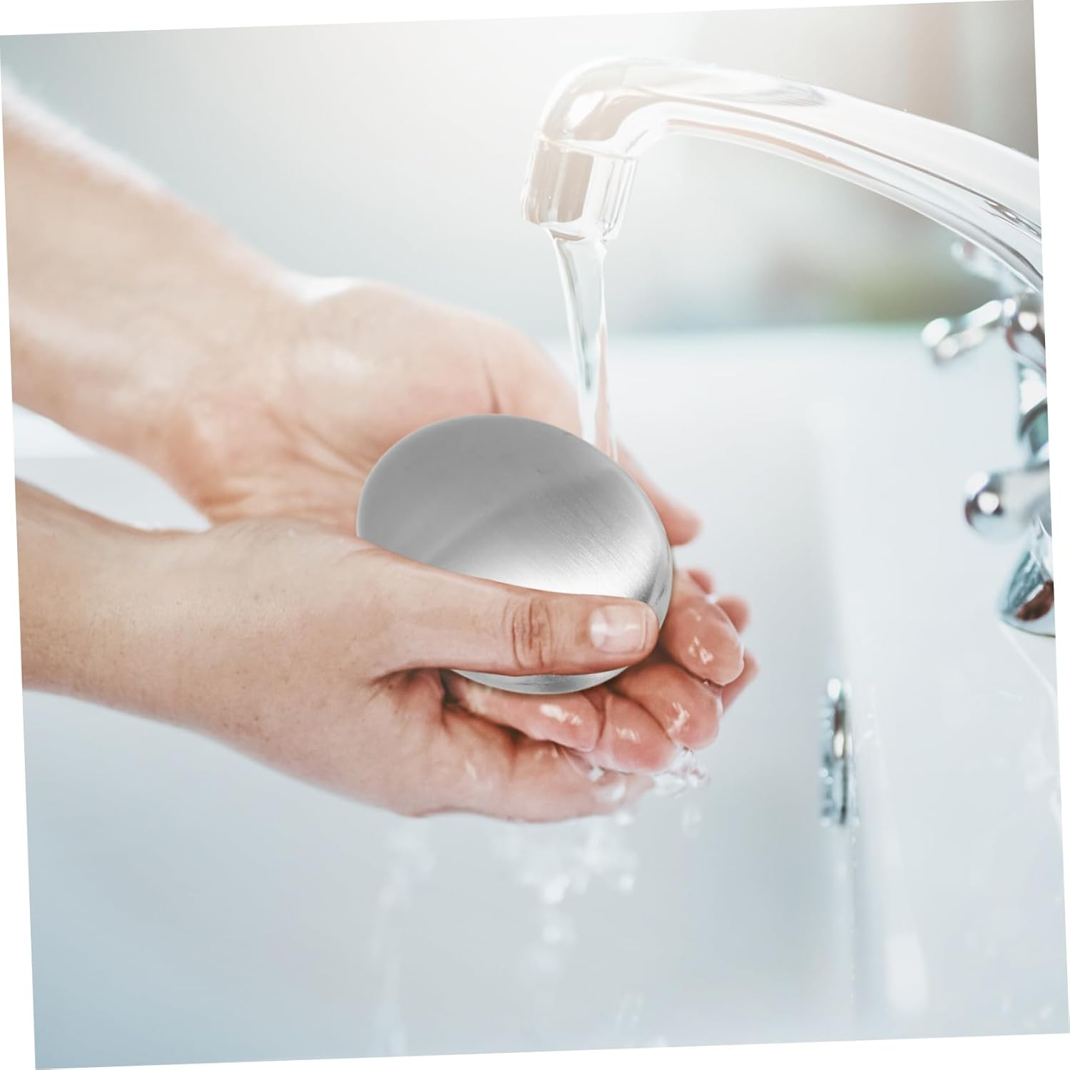 INOOMP Stainless Steel Soap Bar Odor Absorber Portable Metal Soap for Hand Cleaning Kitchen Odor Removal Reusable for Home and Travel image number 3