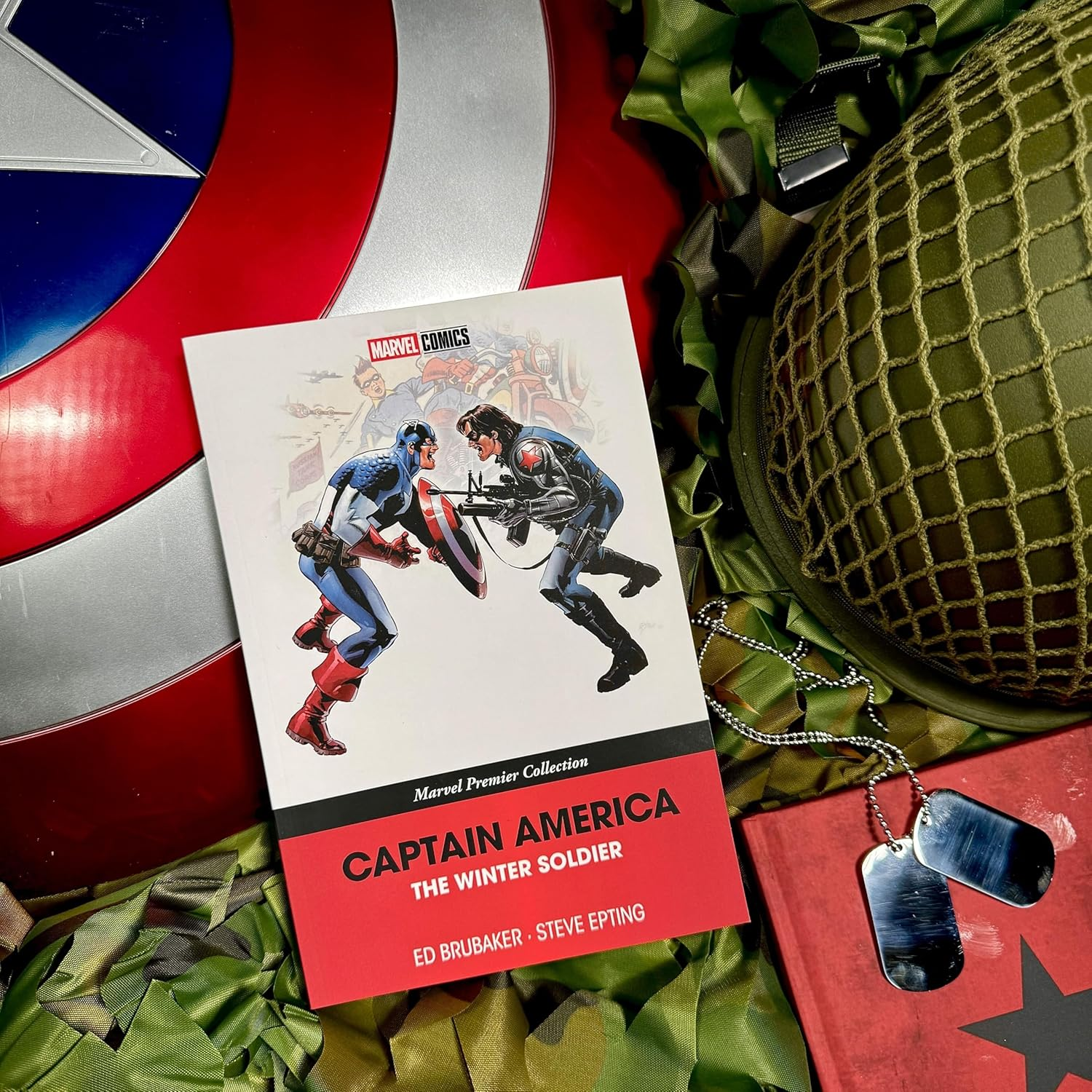 CAPTAIN AMERICA: the WINTER SOLDIER [MARVEL PREMIER COLLECTION] image number 2