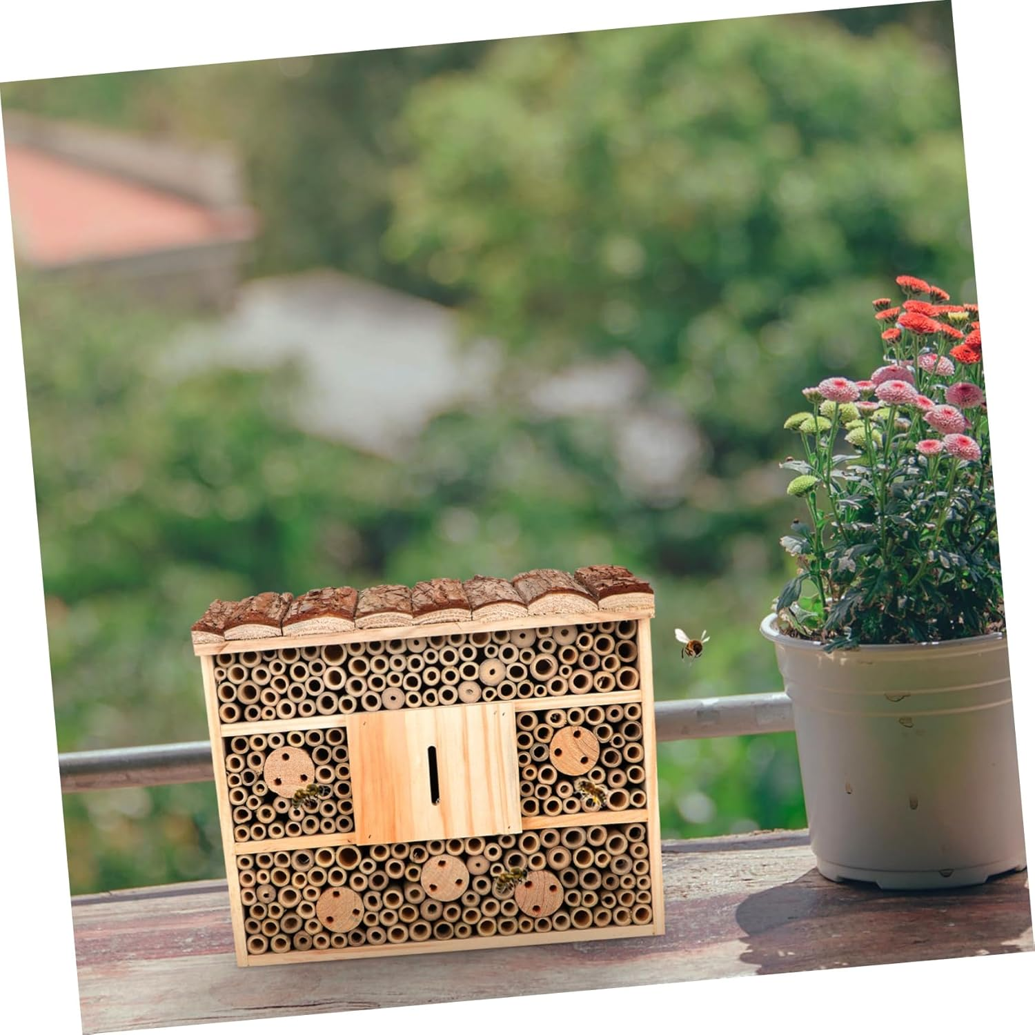 Yardwe Wooden Bee House Garden Ornament Outdoor Insect Cabin Shelter for Bees Ladybirds Safe Habitat Decorative Accent image number 4