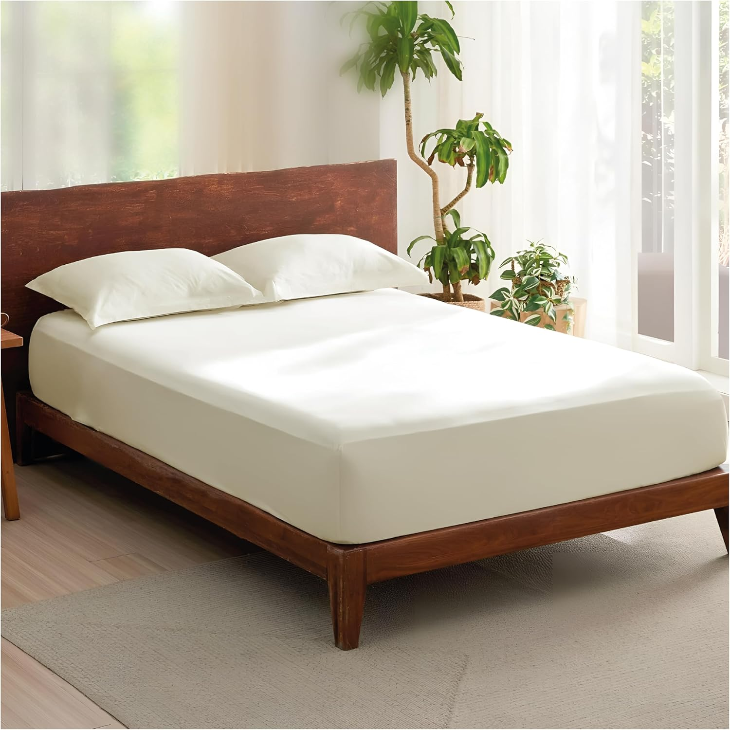 Rehan & Co 100% Egyptian Cotton Fitted Sheets 300 Thread Count Breathable Hotel Qulaity Bedding 12&rdquo; / 30Cm Deep Fitted Bed Sheet. (White Fitted Sheet, King)