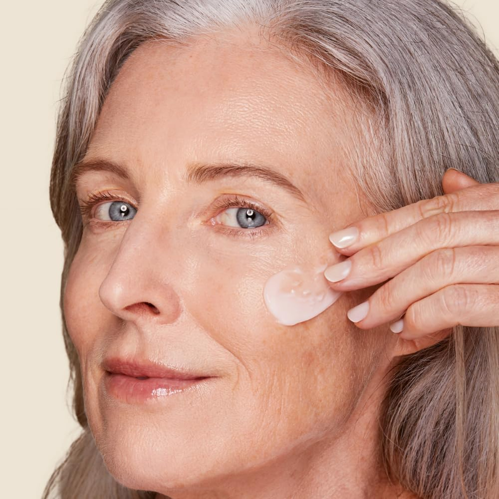 Clarins Nutri-Lumiere Night Cream for Unisex 1.6 Oz Cream, 50 Ml image number 5