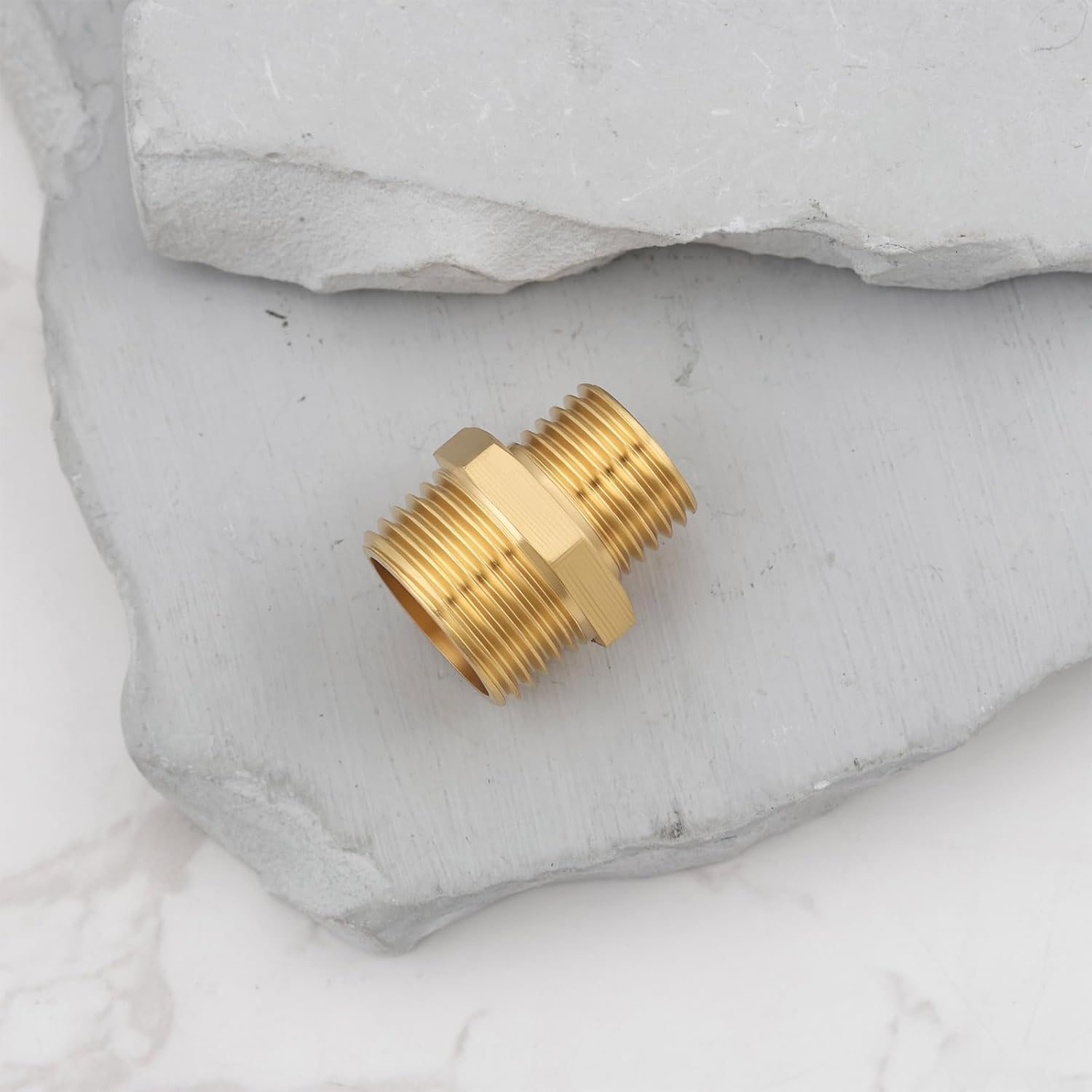 SG Store 4Pcs Male BSP 3/8 to 1/4 Inch Brass Adapter for Liquid Gas Pipe System Connection image number 4