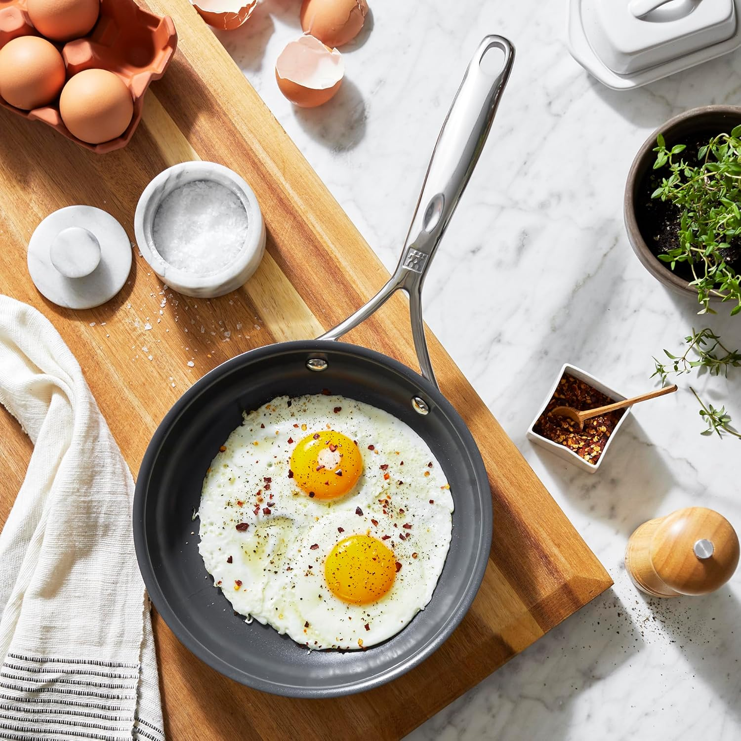 ZWILLING Spirit Energy + 8-Inch Stainless Steel Ceramic Nonstick Fry Pan image number 5