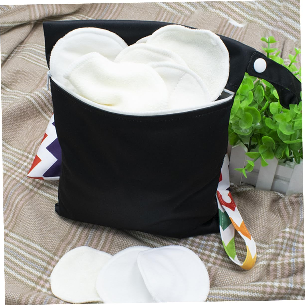 3Pcs Portable Diaper Bag Reusable Zipper Pouches for Boy Girl Supplies Convenient Storage for Wet Dry Diapers for Outdoor Travel Organizing image number 2