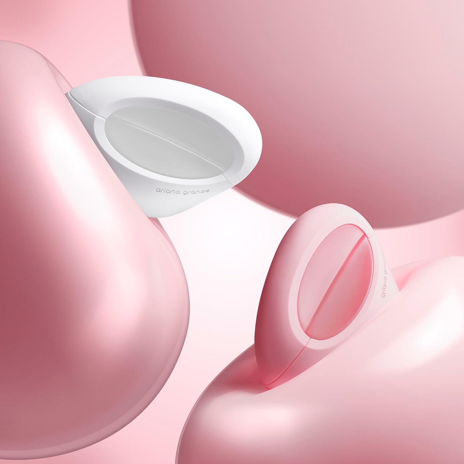 Ariana Grande Mod Blush image number 1