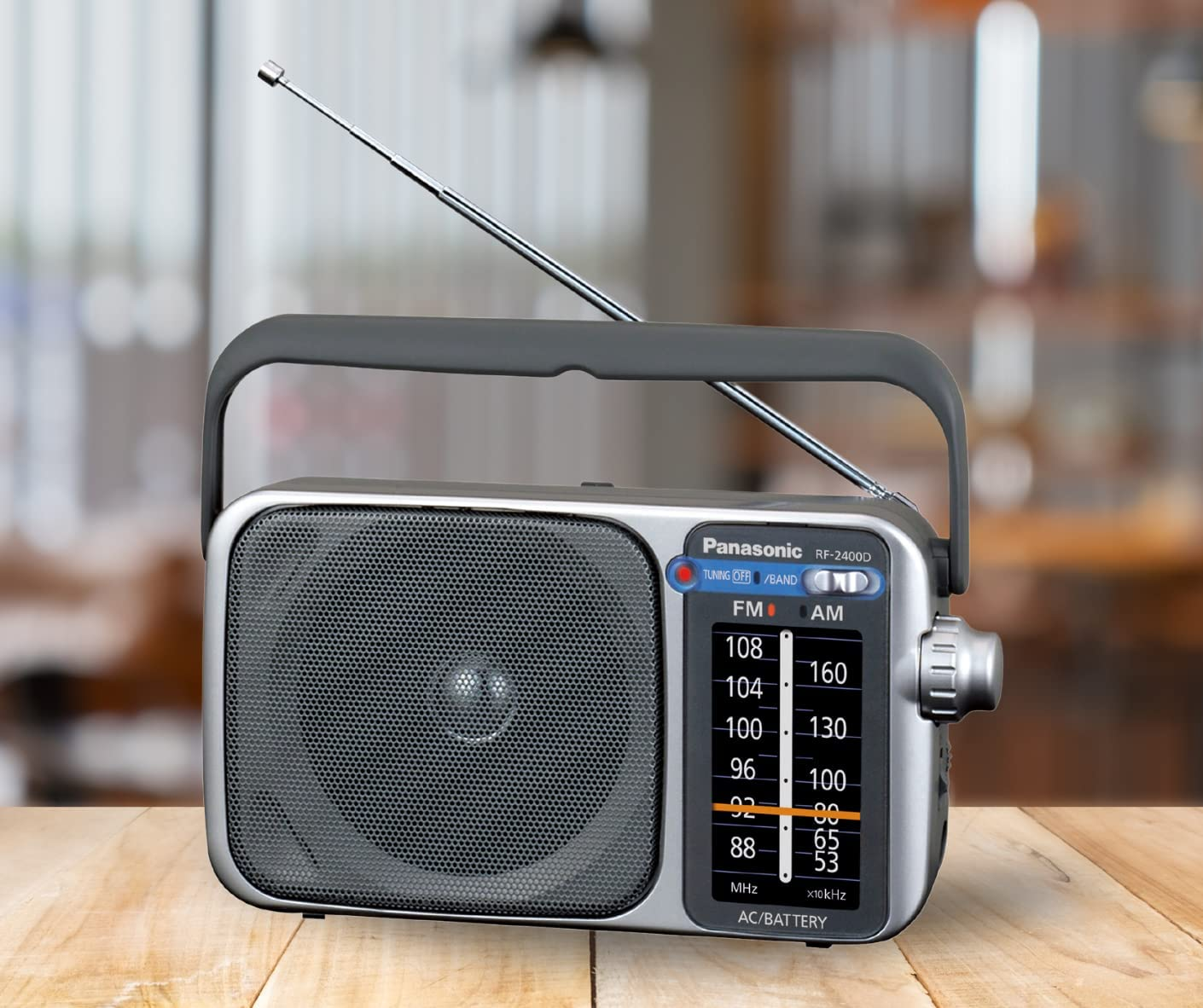 Panasonic Portable AM/FM Radio (RF-2400DGN-S) (Renewed) image number 3