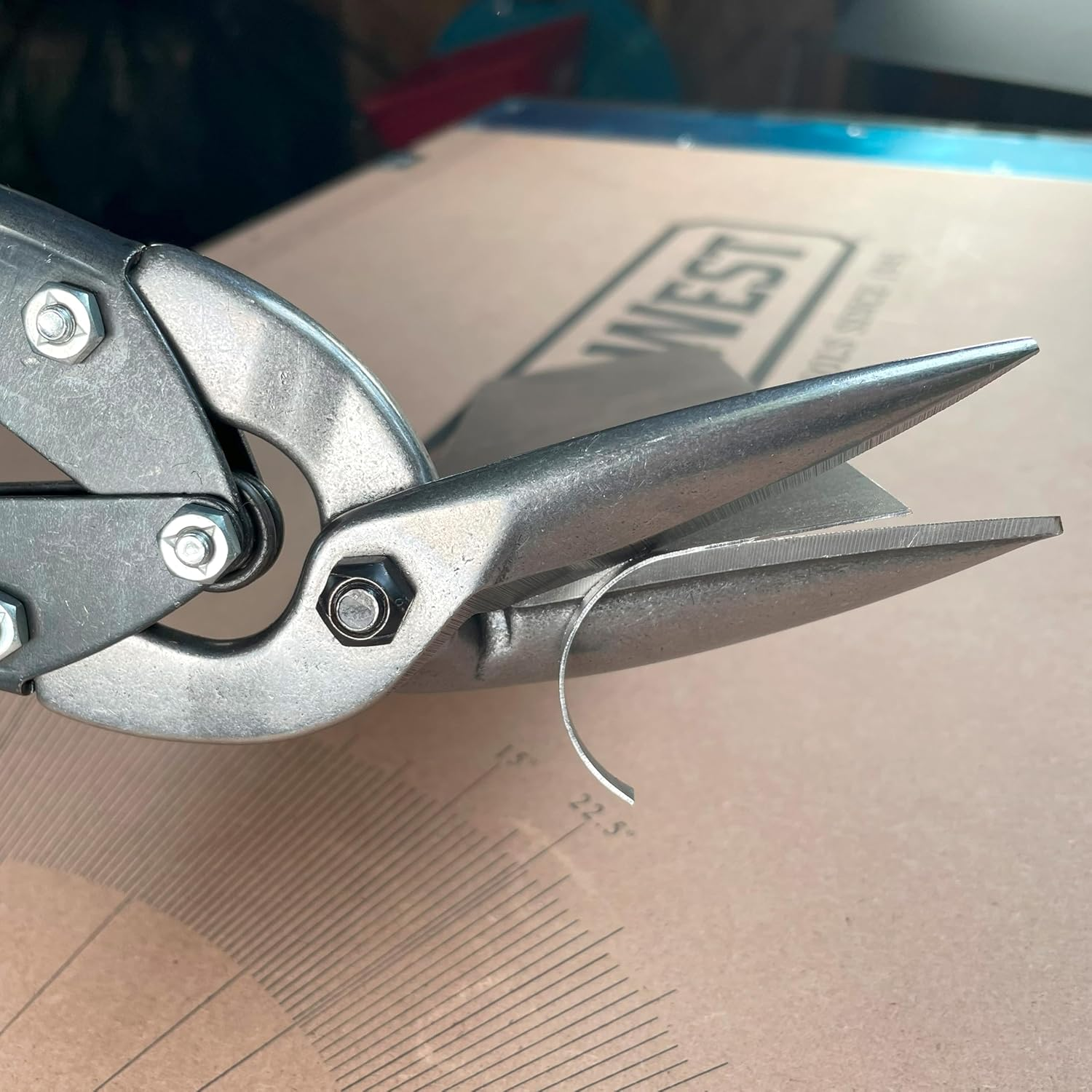 MIDWEST Power Cutters Long Cut Snip - Straight Cut Offset Tin Cutting Shears with Forged Blade & KUSH'N-POWER Comfort Grips - MWT-6516 image number 4