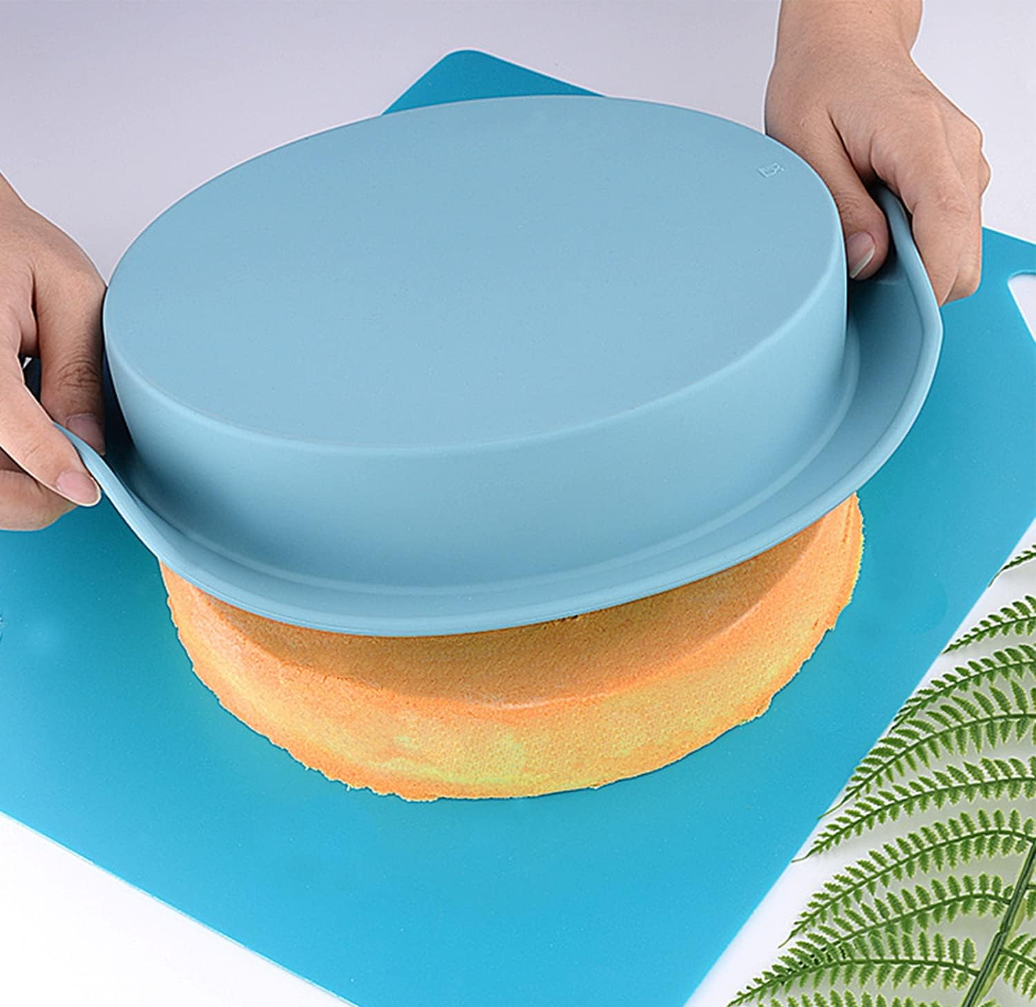 5-Piece Nonstick Silicone Bakeware Baking Set, Kitchen Bake Pans Molds Tray for Oven with BPA Free Round/Square Cake Pan, Loaf Pan, Muffin Pan for Bread Pizza Cheesecake Cupcake Pie Desserts image number 5