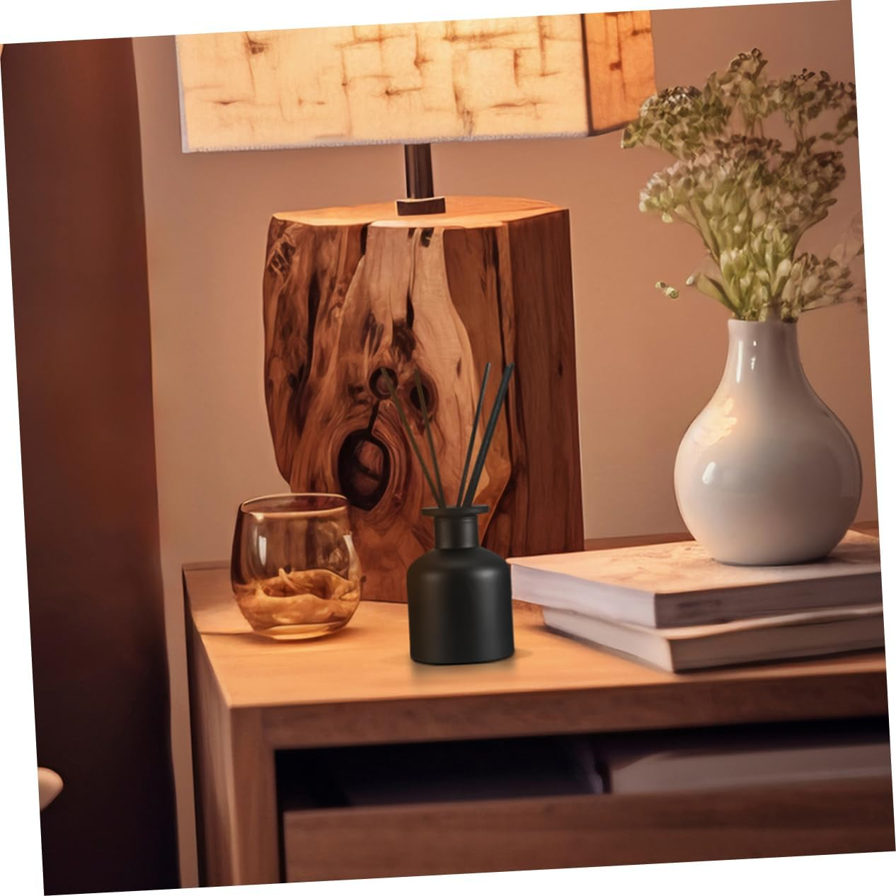 Refillable Glass Diffuser Bottle for Aromatherapy Empty Perfume Bottle Design for Home Fragrance and Desktop Decor image number 3