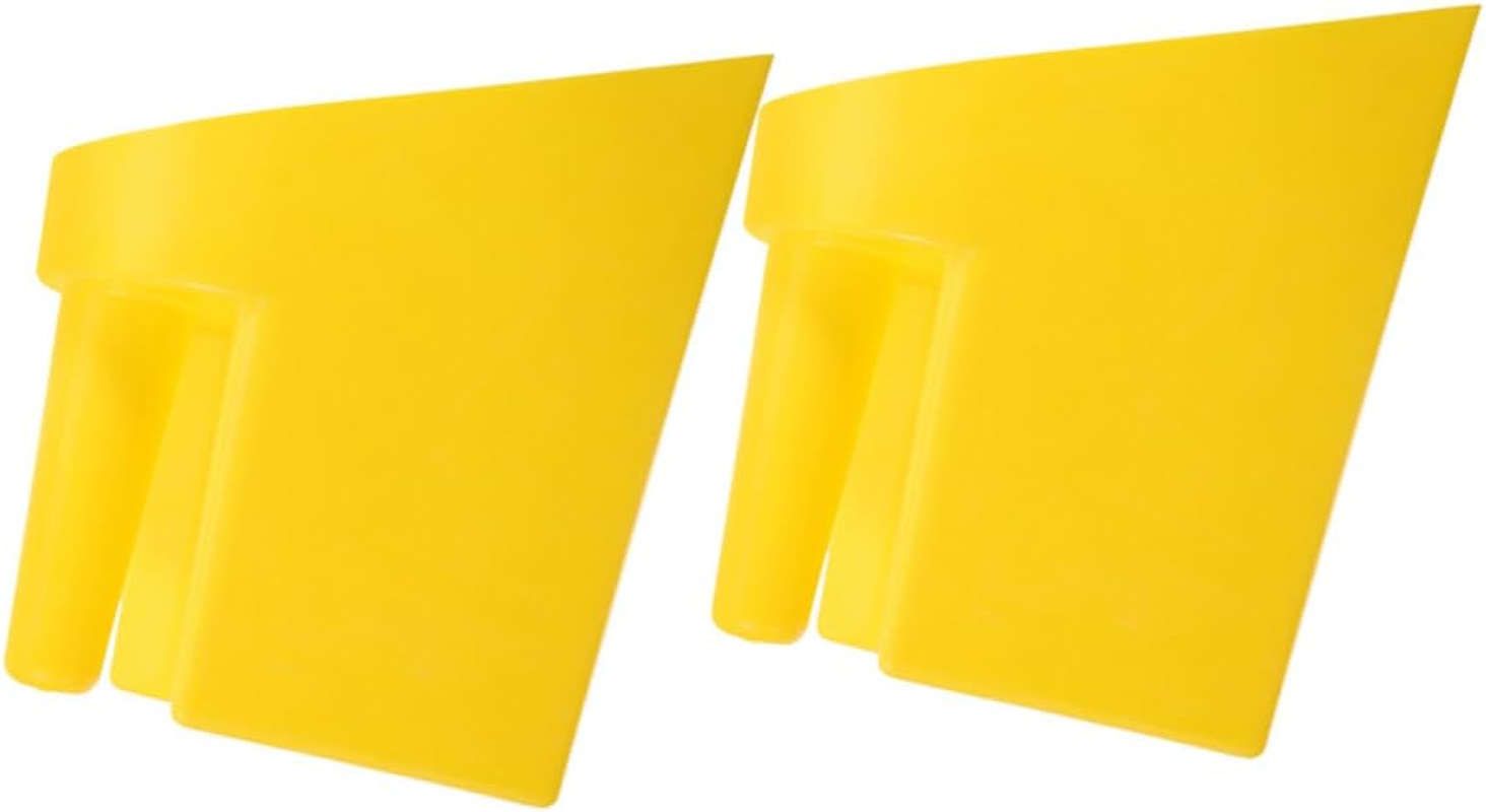 Abaodam Large Plastic Feed Scoop for Livestock Thickened Sturdy Utility Feeding Shovel 2Pcs for Pig Cattle Sheep Poultry Feeding image number 1