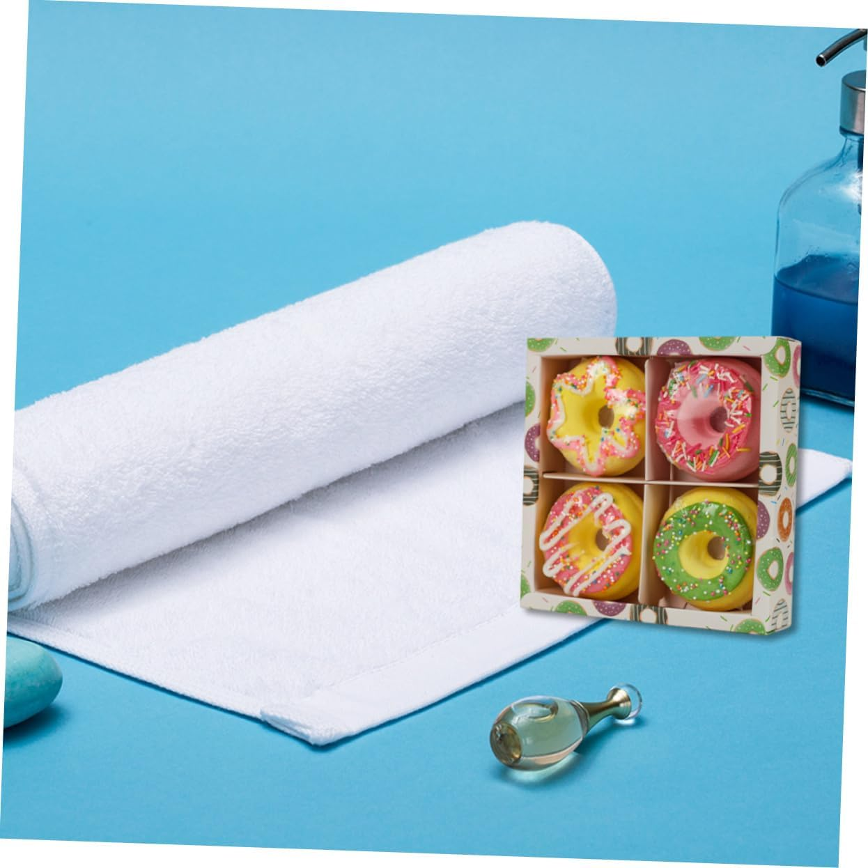 IWOWHERO 4Pcs Adorable Spa Bubble Doughnut Shape Bath Salt Balls Essential Oils for Skin Random Style image number 3