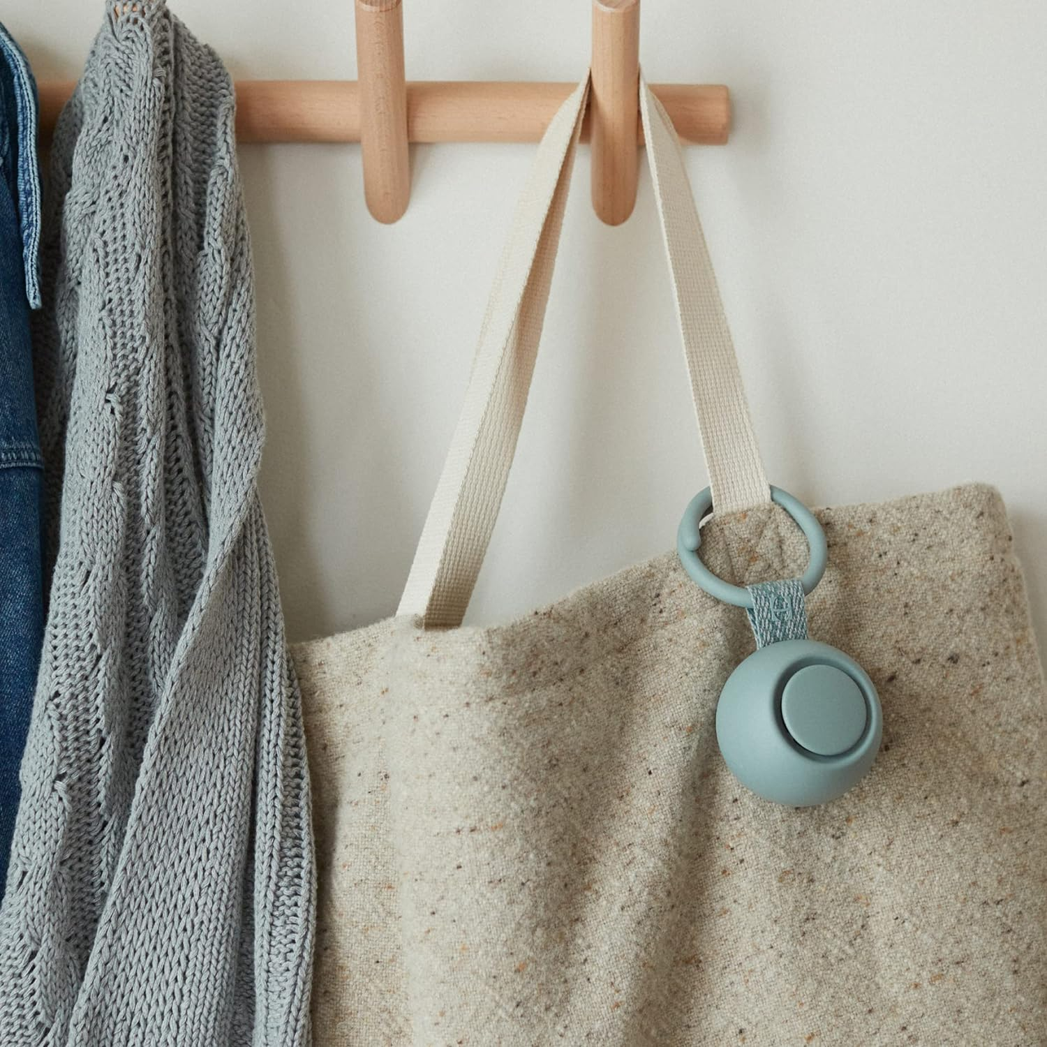 Hatch Rest Go | Portable Sound Machine for Babies and Kids | Baby Sleep Soother | 10 Soothing Sounds | White Noise | Shush | Travel | Registry Gift | Baby Shower | Clips on Baby Stroller | Slate - Slate image number 4