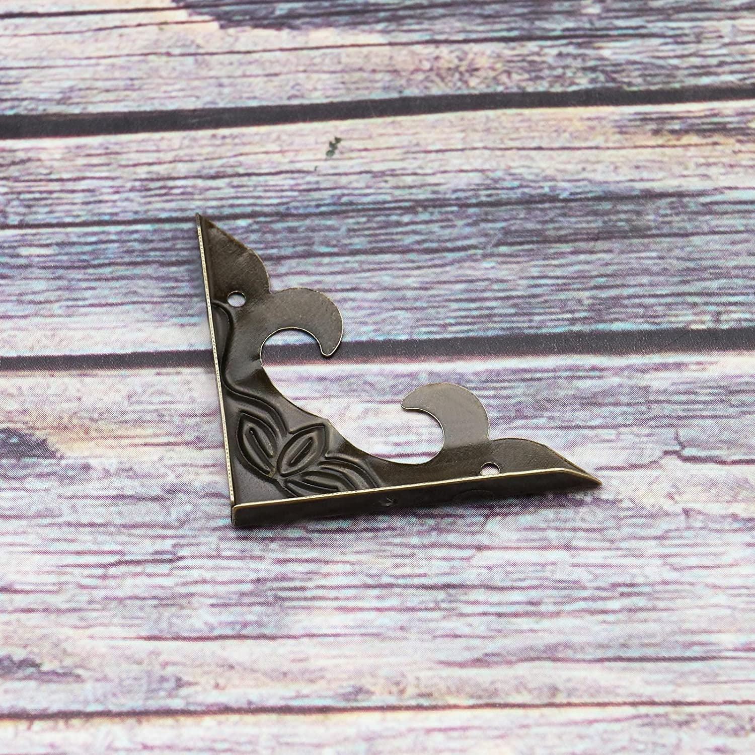 Ecsing 40Pcs Vintage Box Corner Protectors Antique Metal Corner Protector with Screws Decorative Edge Cover for Desk Cabinet Jewelry Box Bronze