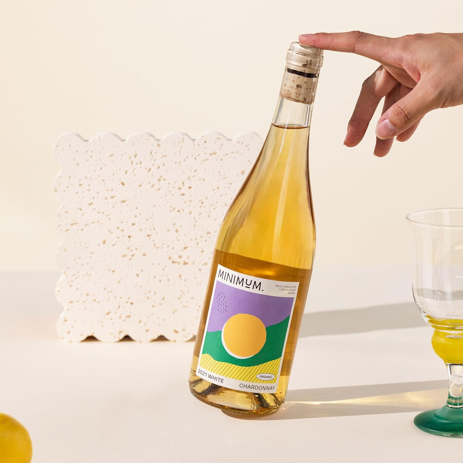 Gourmet Wine, Sweets and Candle Gift Hamper | Joyous Jordan Gift Box by Good Day People | Premium Gourmet Hamper with Wine Choice or Non-Alcoholic Sparkling, Bahen & Co Chocolate, Bramble and Hedge Nougat and Black Blaze Scented Candle &ndash; Great as for Birthday Gifts, for Anniversaries & Celebrations (White Wine) image number 2